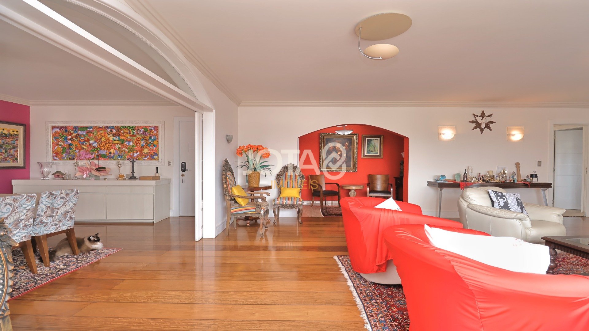 Foto de destaque Amplo apartamento com 3 dormitórios no batel