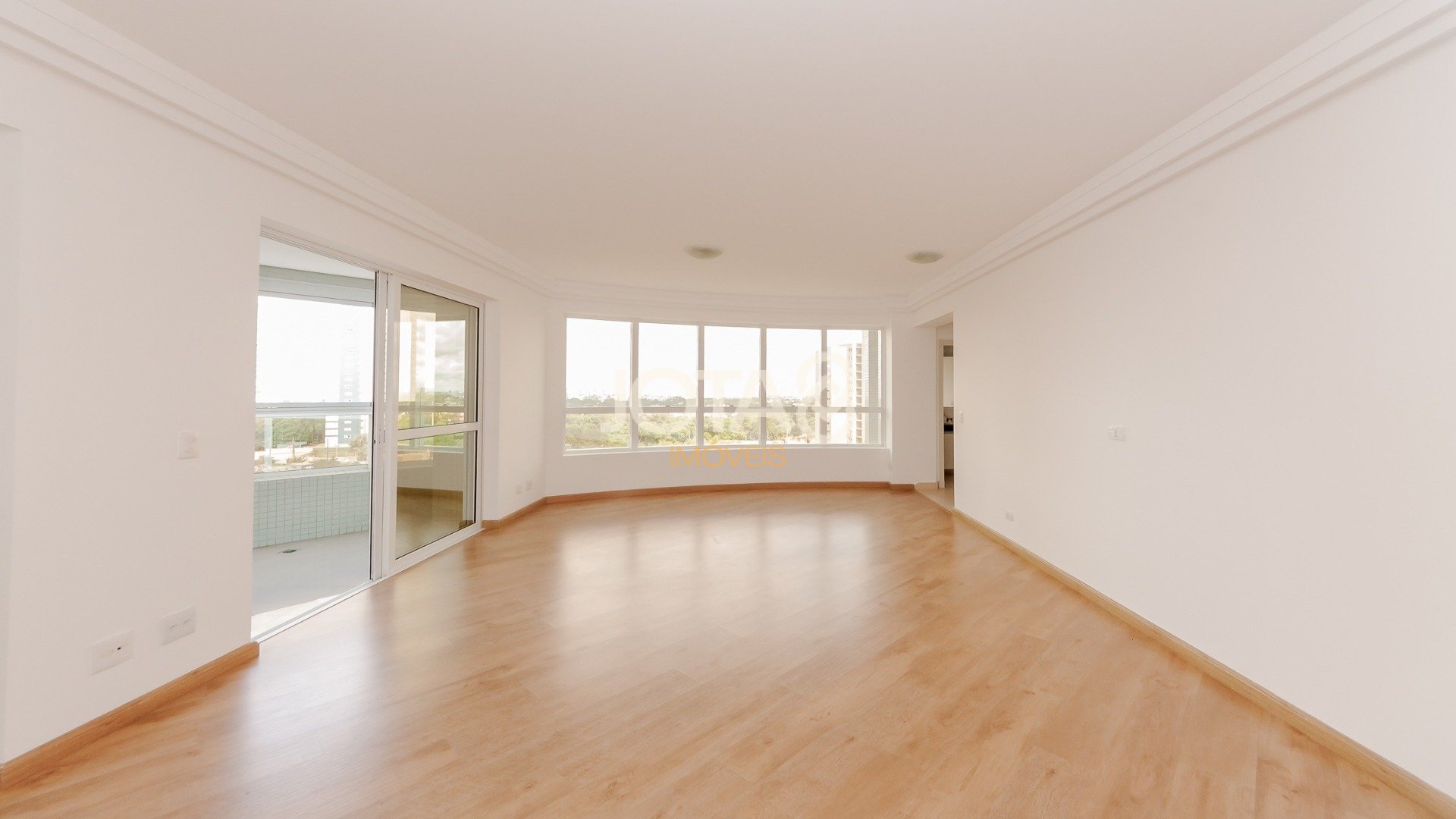 APARTAMENTO COM 4 DORMITÓRIOS NO ECOVILLE