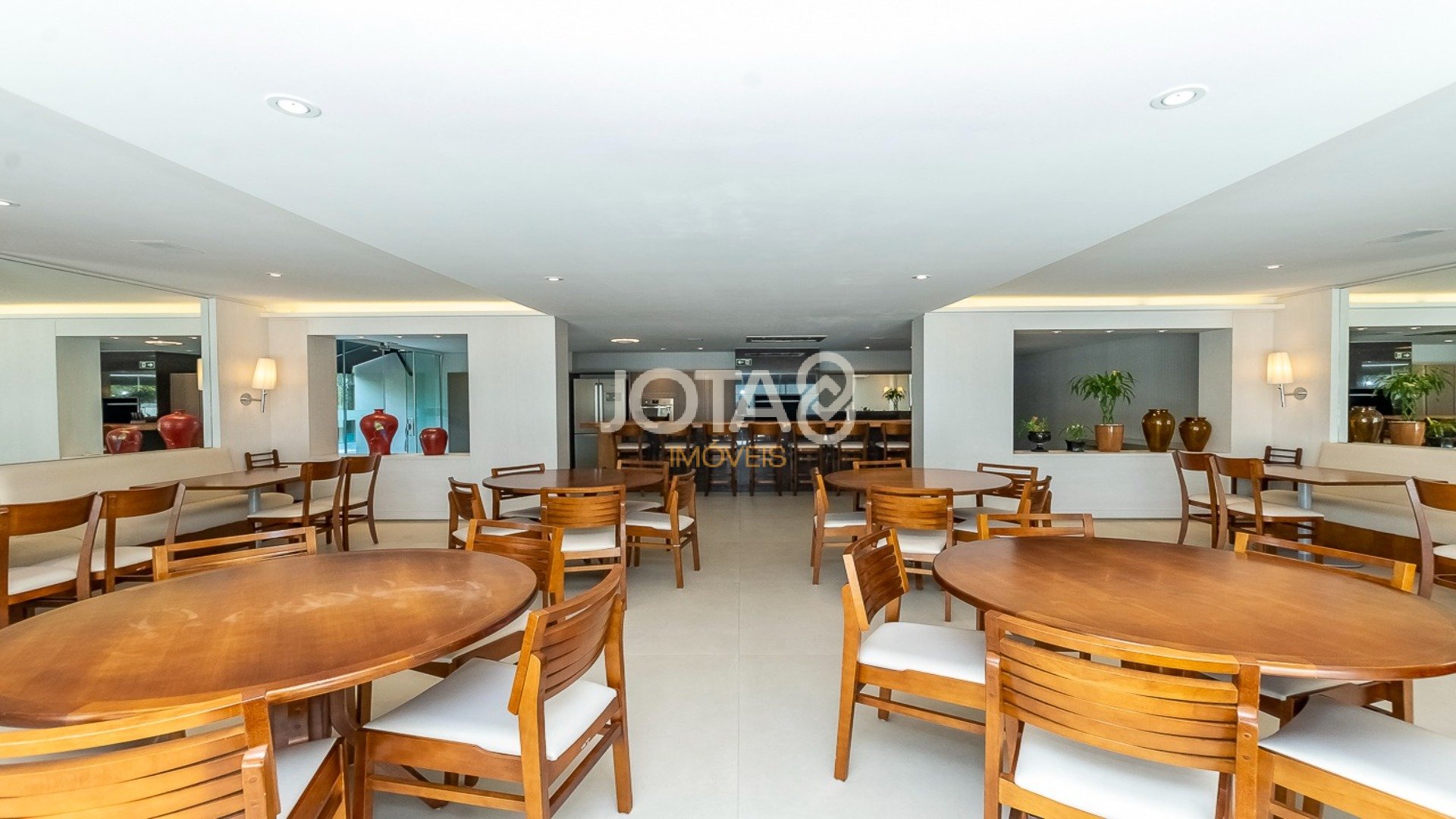 APARTAMENTO COM 4 DORMITÓRIOS NO ECOVILLE
