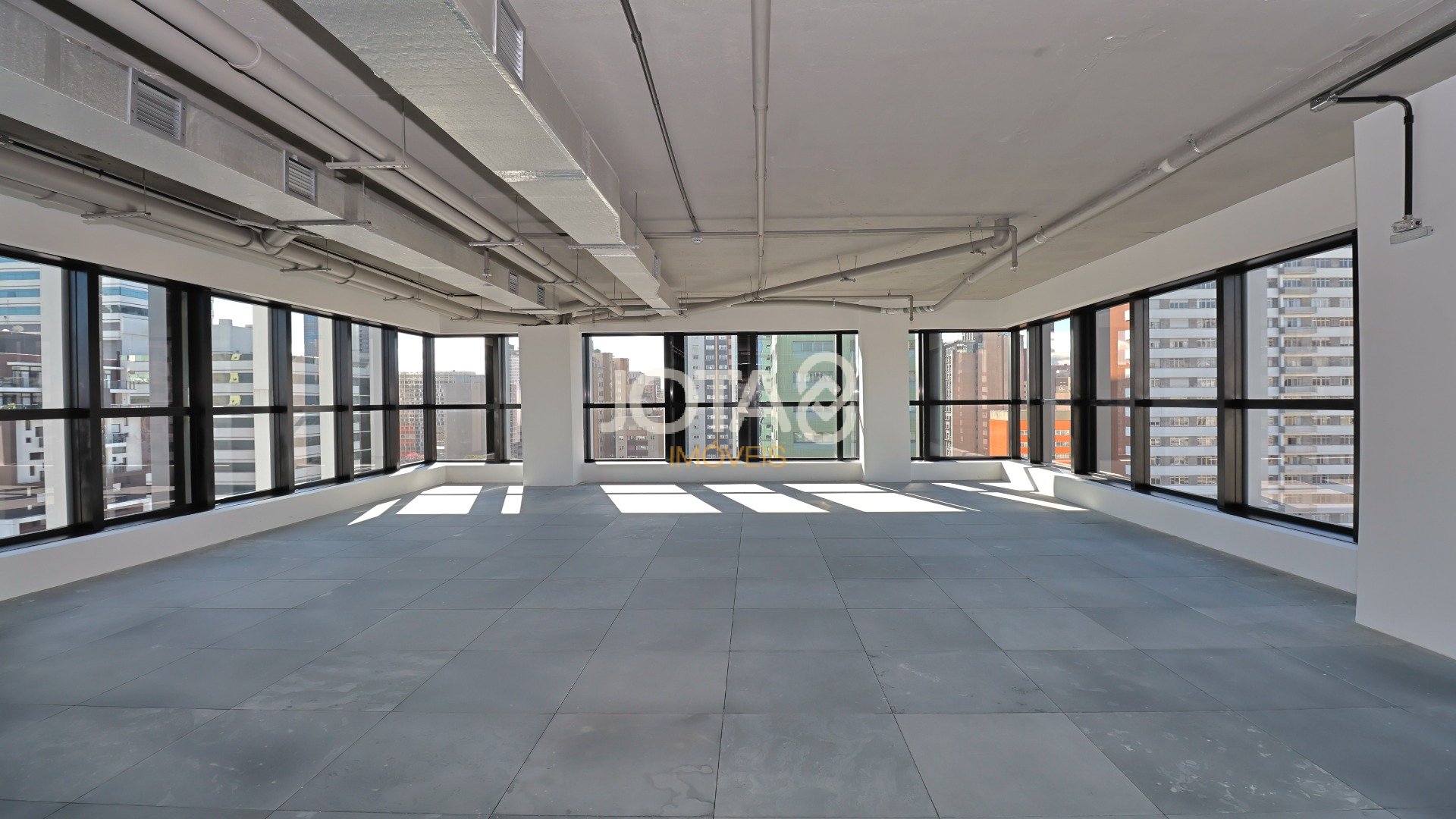 ANDAR CORPORATIVO - BAYMA CORPORATE