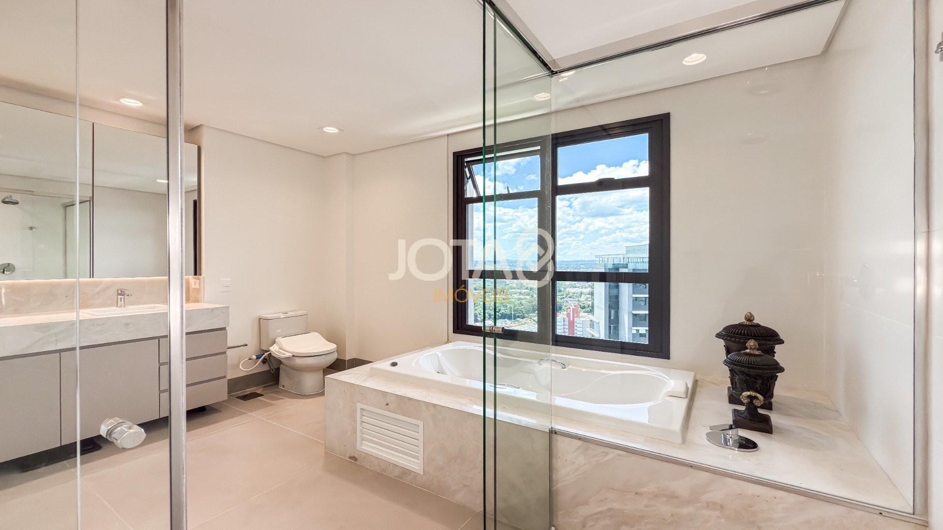 MAISON LEGEND MOBILIADO 3 SUITES ECOVILLE