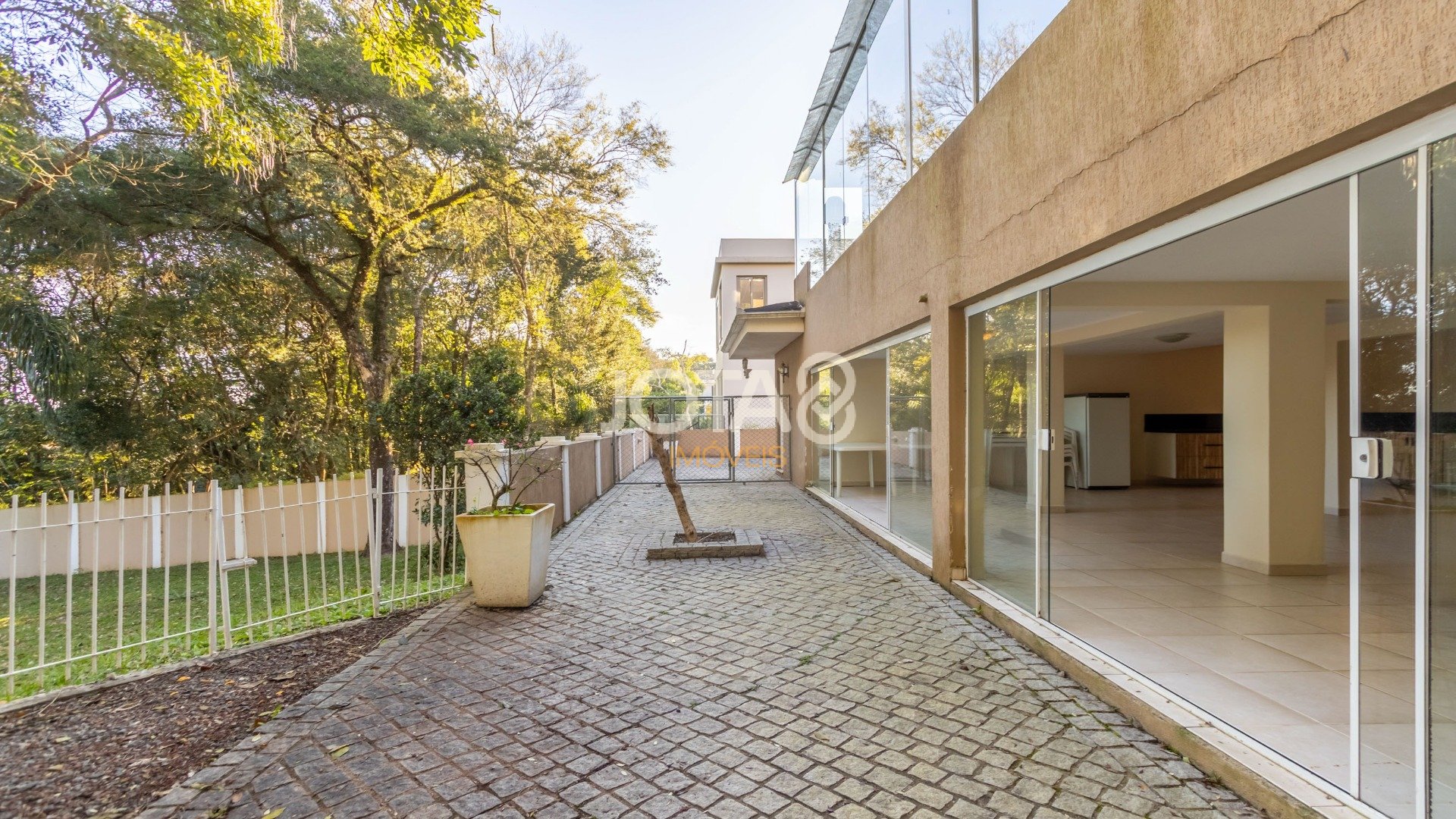 CASA EM CONDOMÍNIO EXCLUSIVO NO CAMPO COMPRIDO