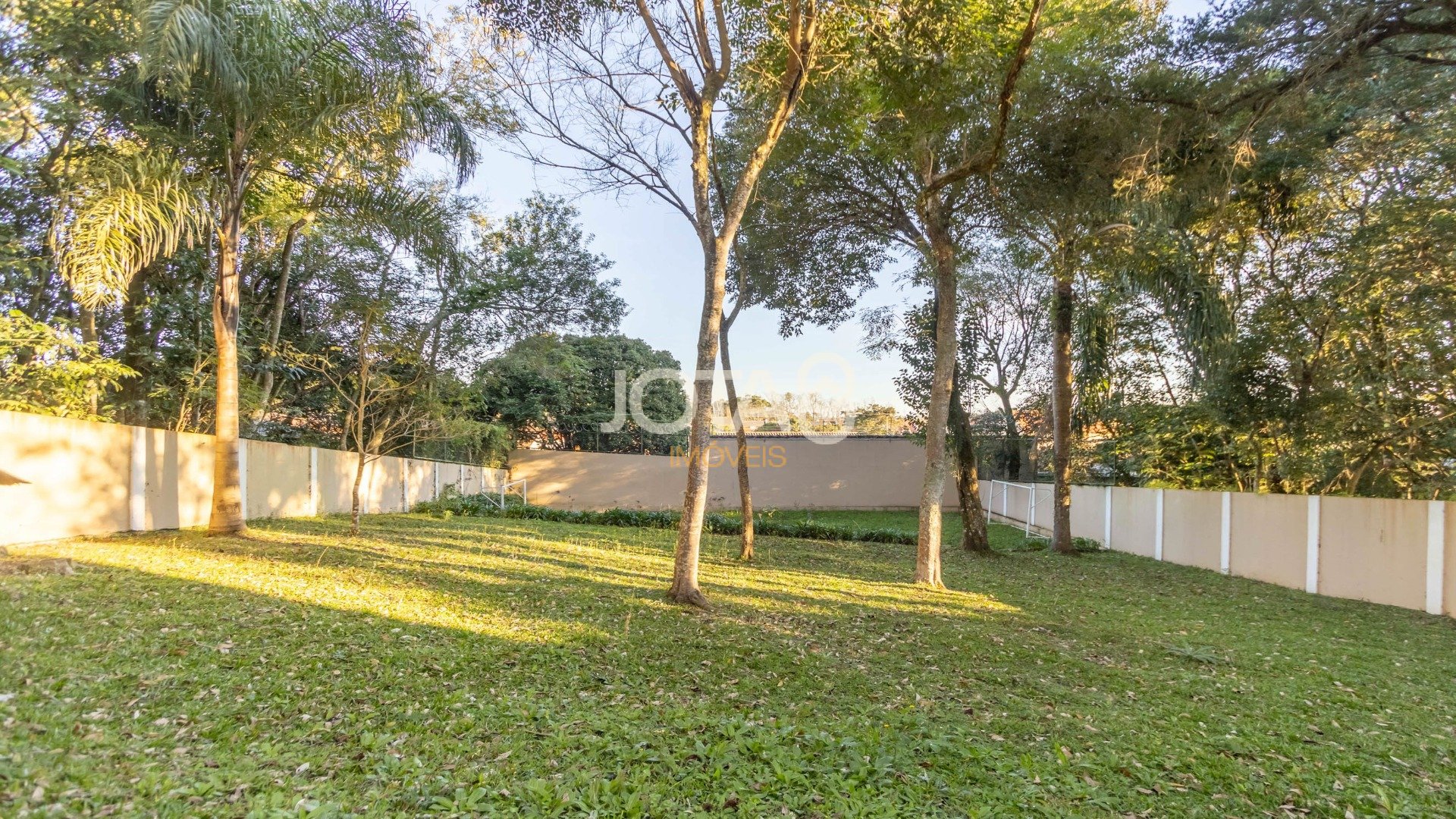 CASA EM CONDOMÍNIO EXCLUSIVO NO CAMPO COMPRIDO