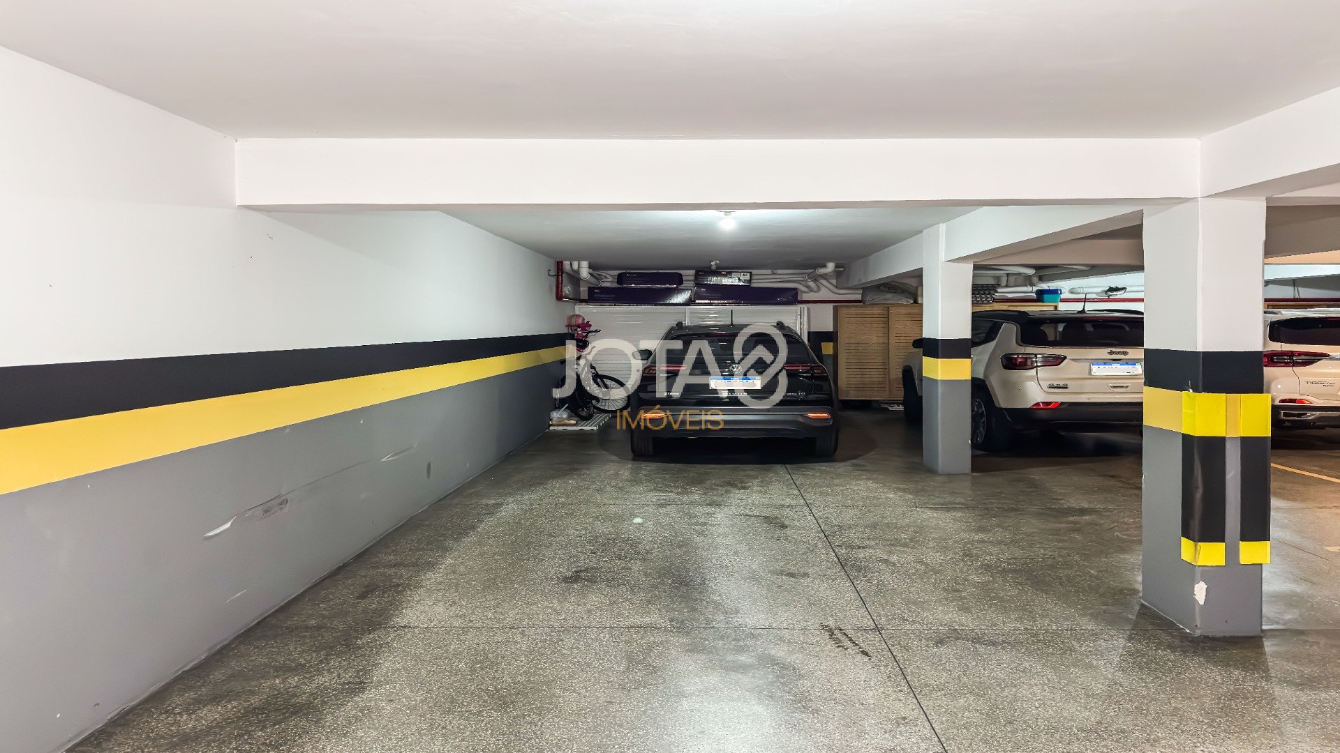 APARTAMENTO NO BATEL