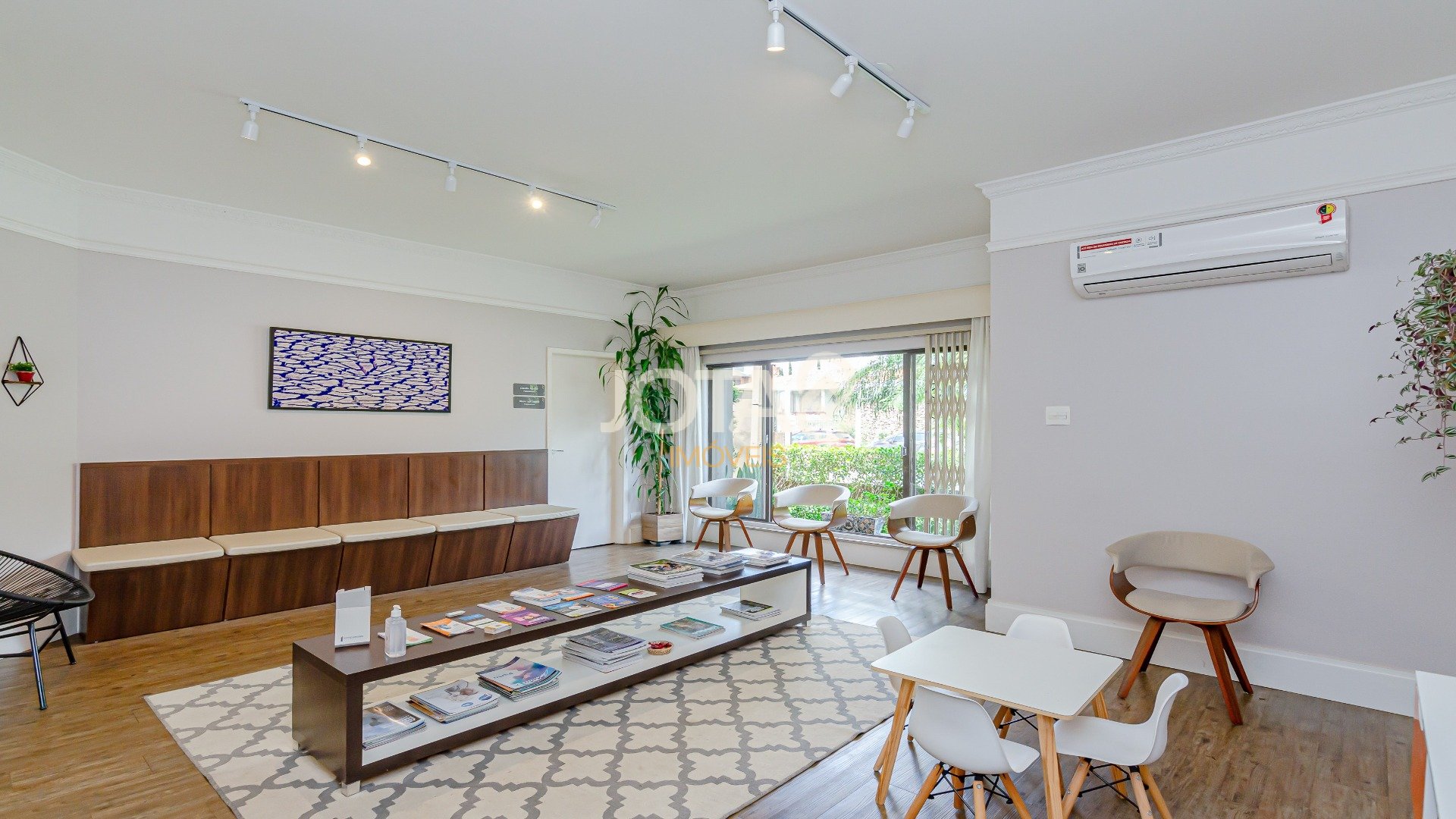 CASA COMERCIAL A VENDA NO BIGORRILHO