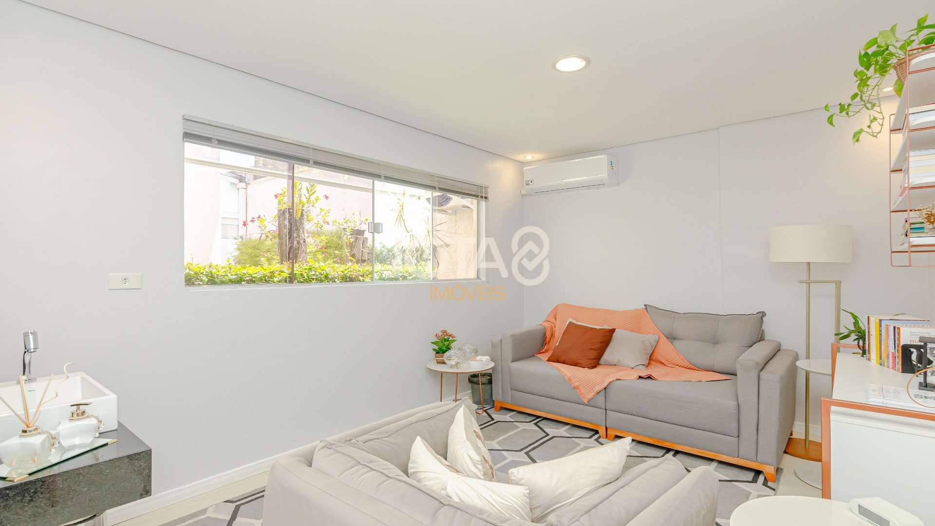 CASA COMERCIAL A VENDA NO BIGORRILHO