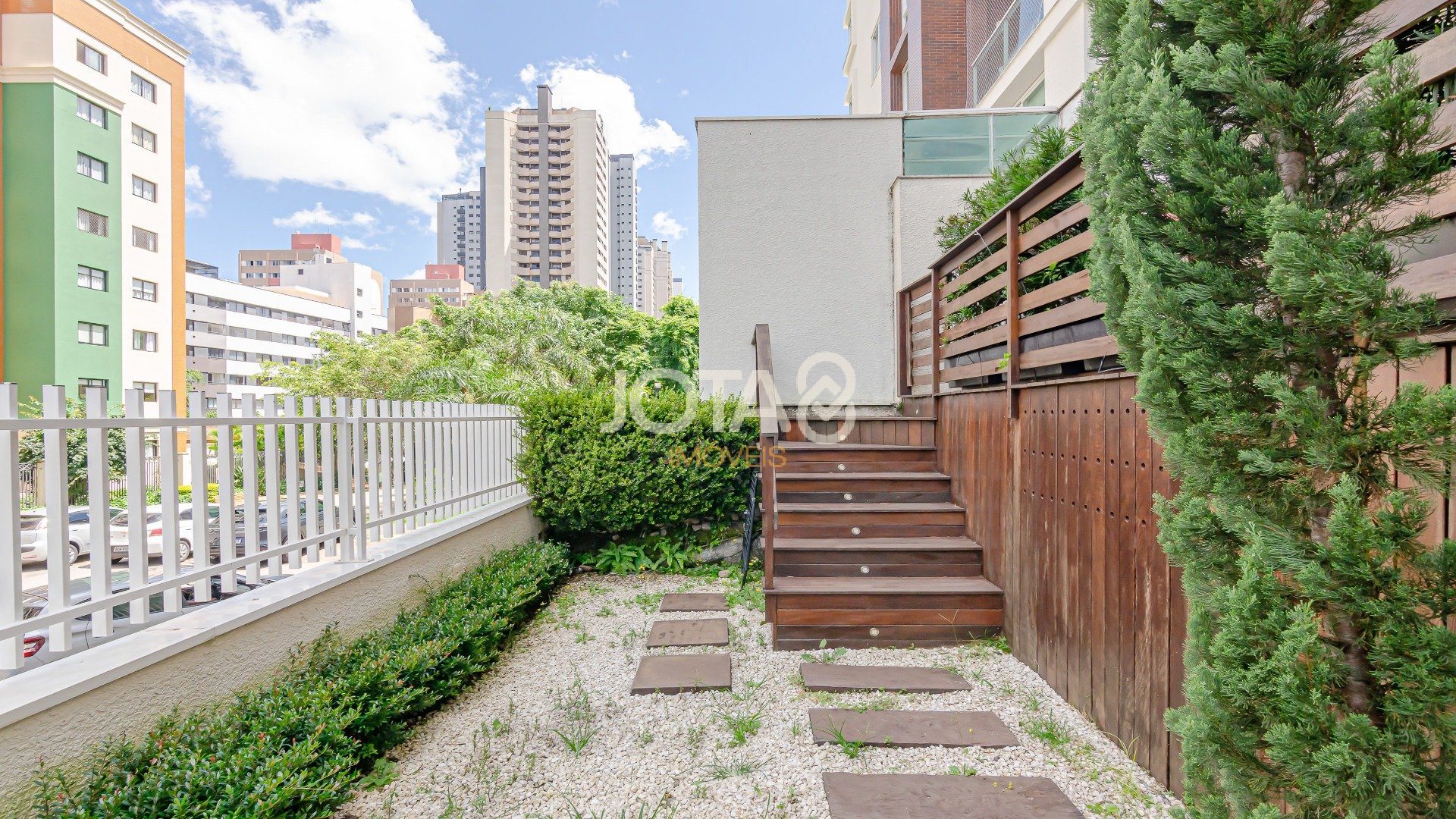 APARTAMENTO GARDEN DUPLEX 2 QUARTOS, 1 SUÍTE