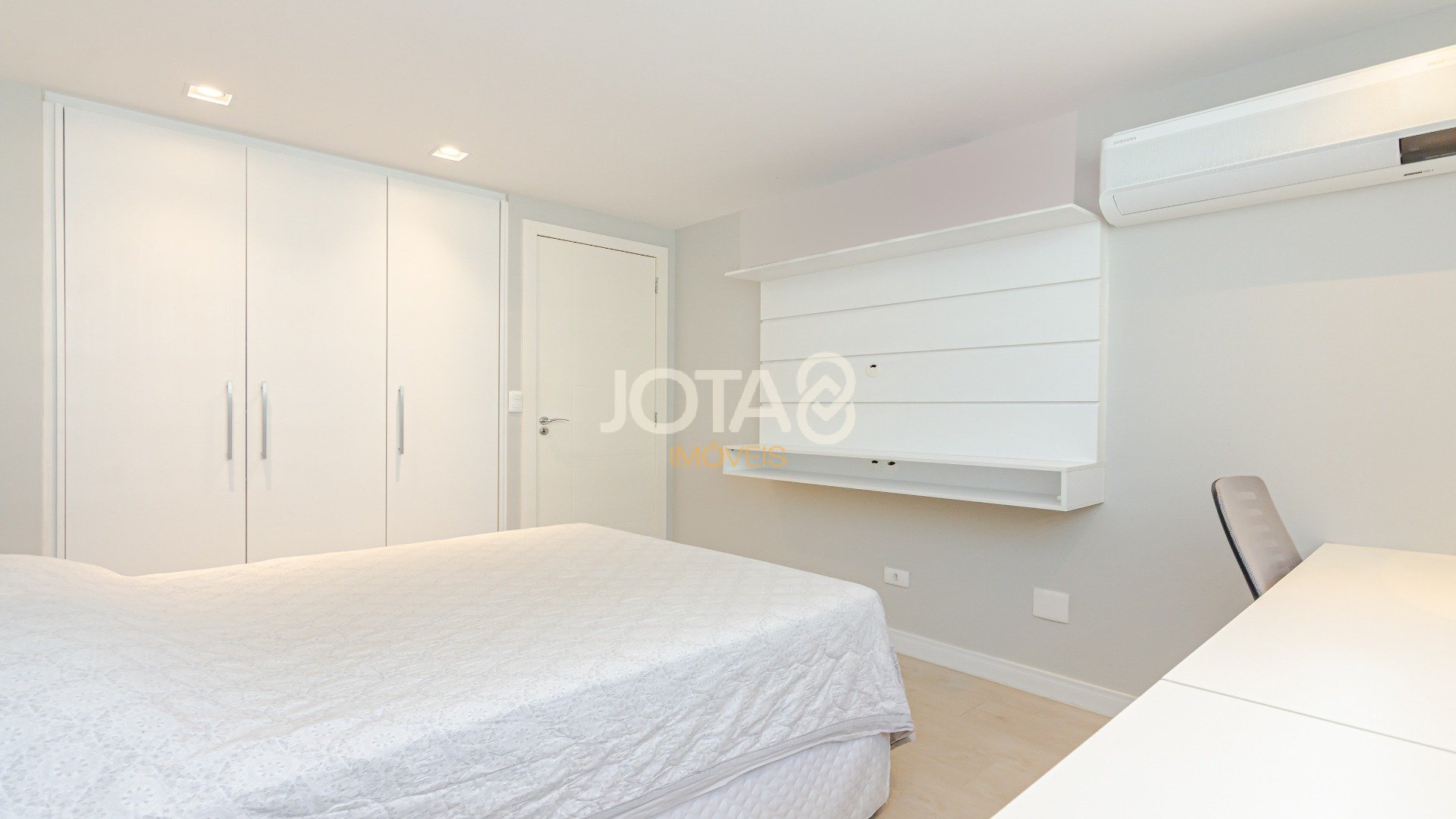 APARTAMENTO GARDEN DUPLEX 2 QUARTOS, 1 SUÍTE