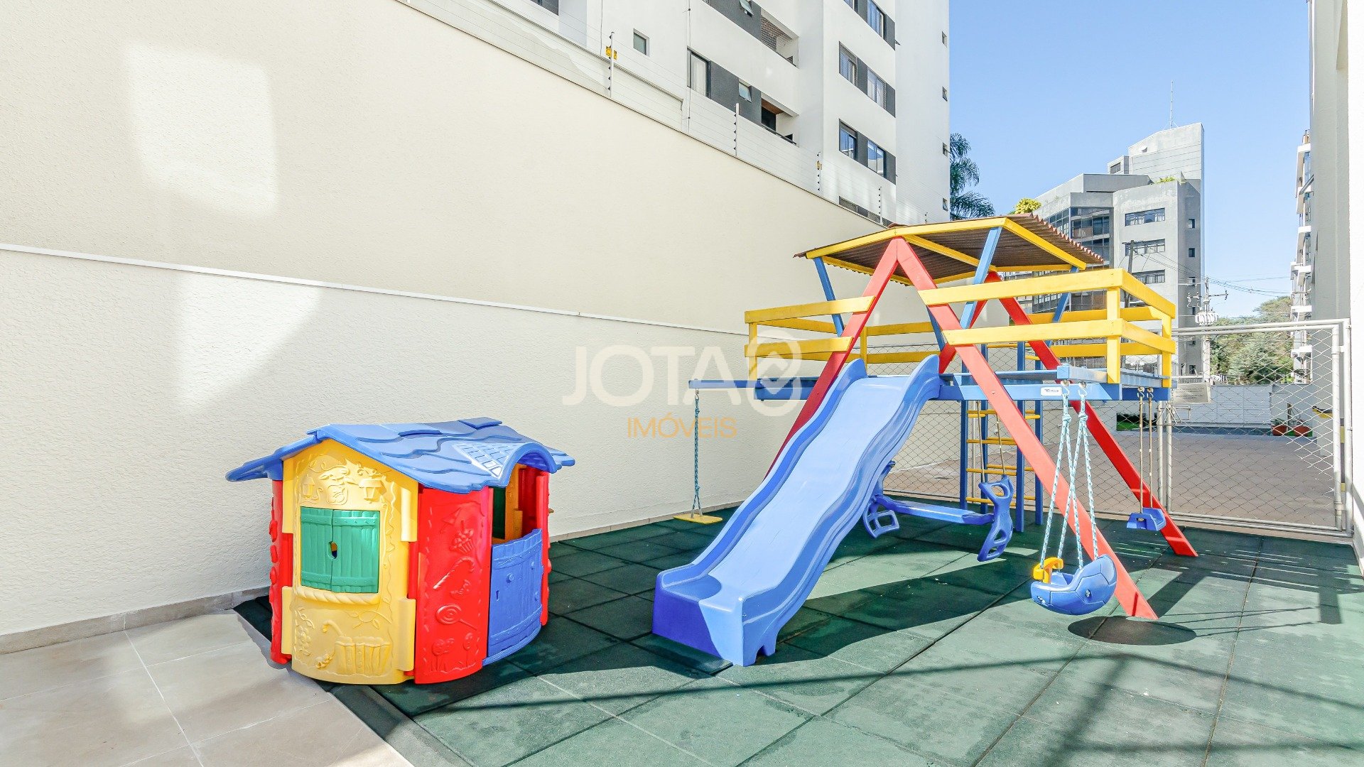 APARTAMENTO GARDEN DUPLEX 2 QUARTOS, 1 SUÍTE