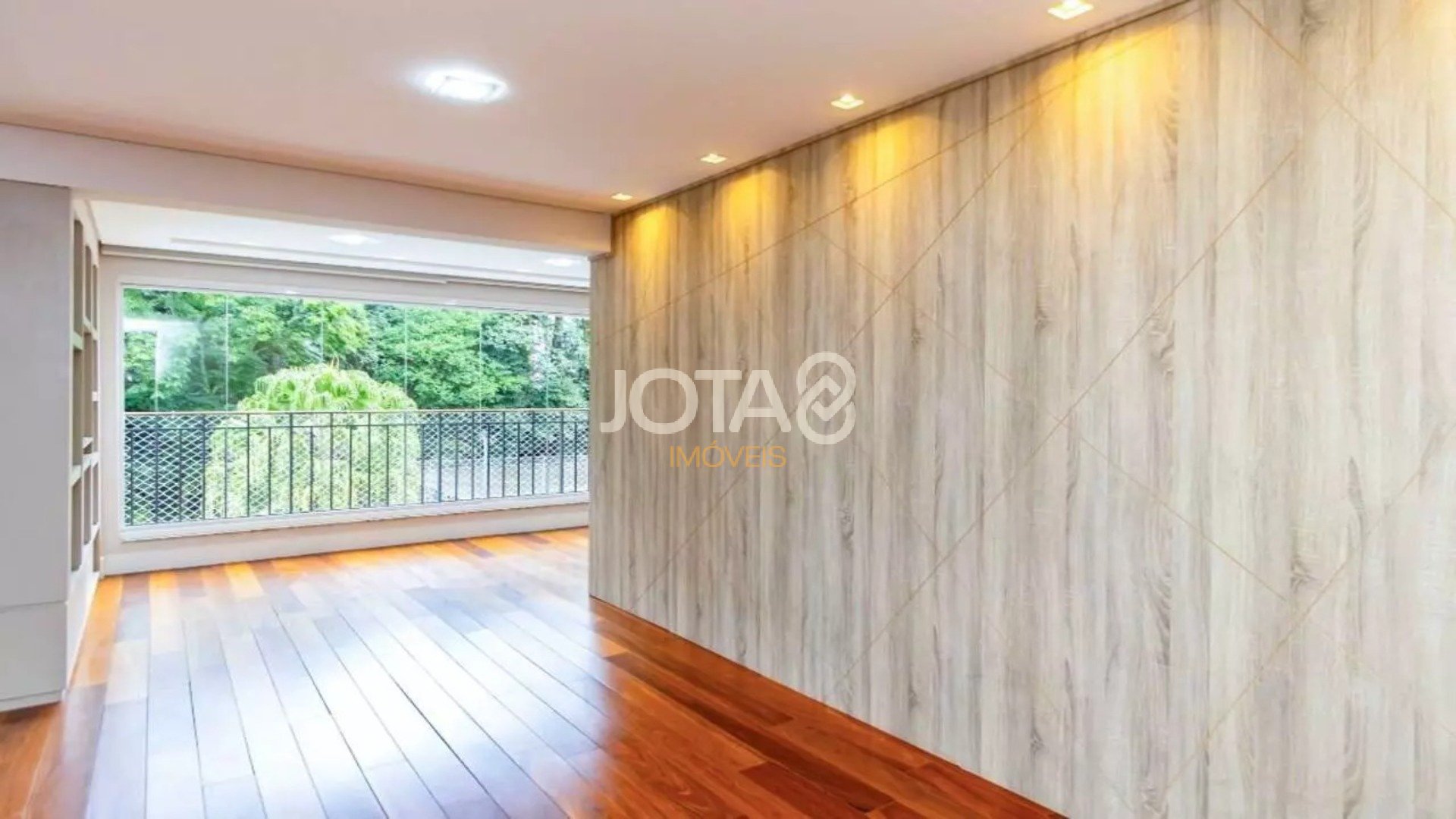 APARTAMENTO COM 3 SUÍTES EM CONDOMÍNIO CLUBE!