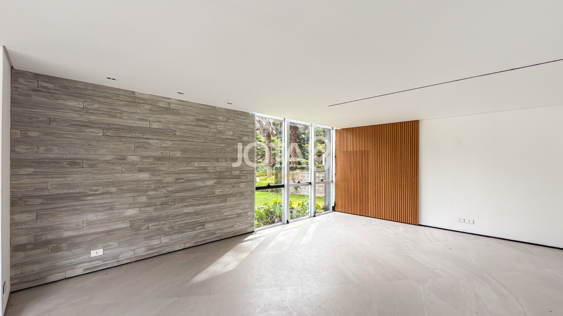 CASA NOVA COM ARQUITETURA EXCLUSIVA EM CONDOMÍNIO NO CAMPO COMPRIDO