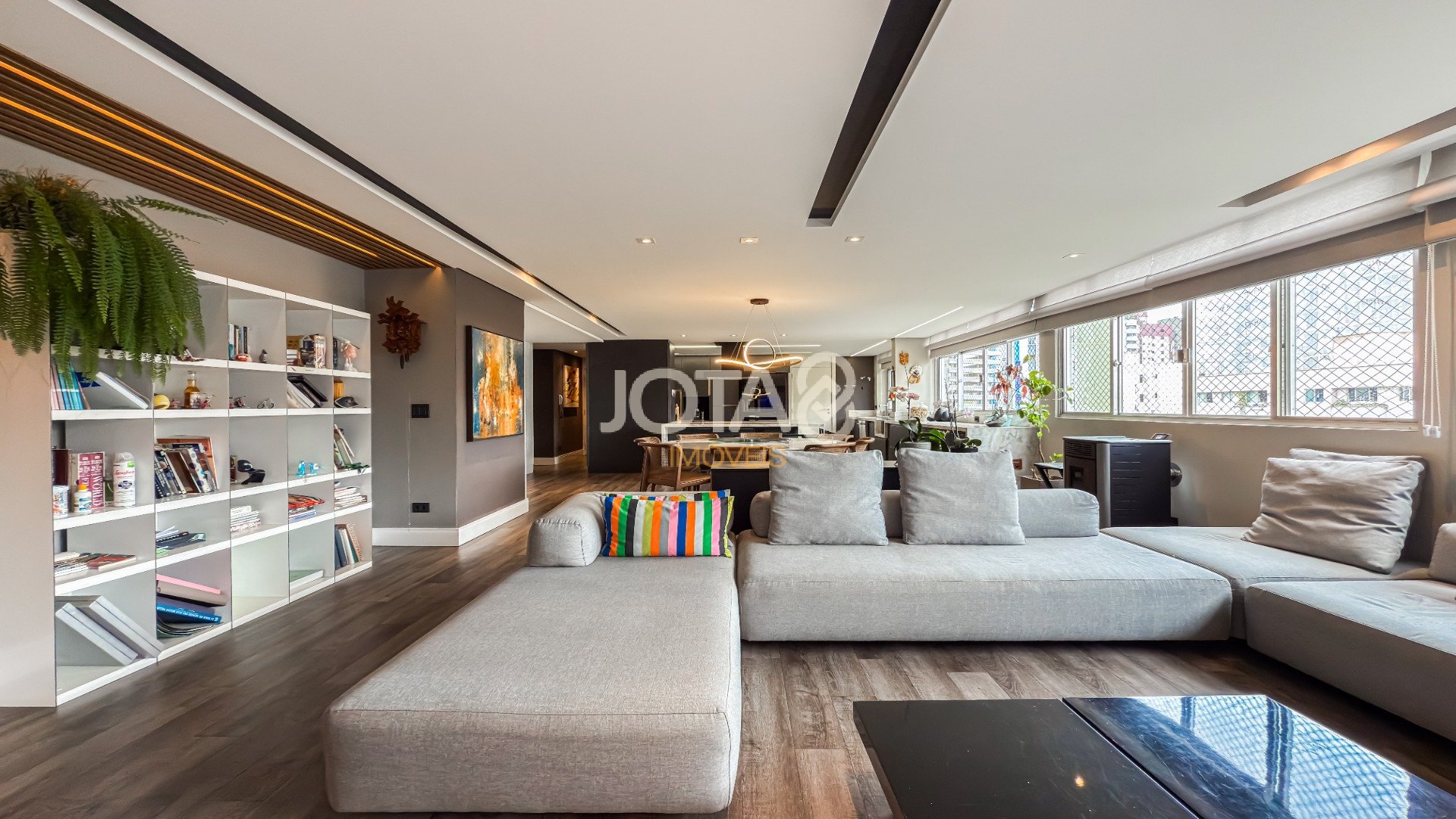 APARTAMENTO ALTO PADRÃO 241M² | PRONTO PARA MORAR  3 SUÍTES