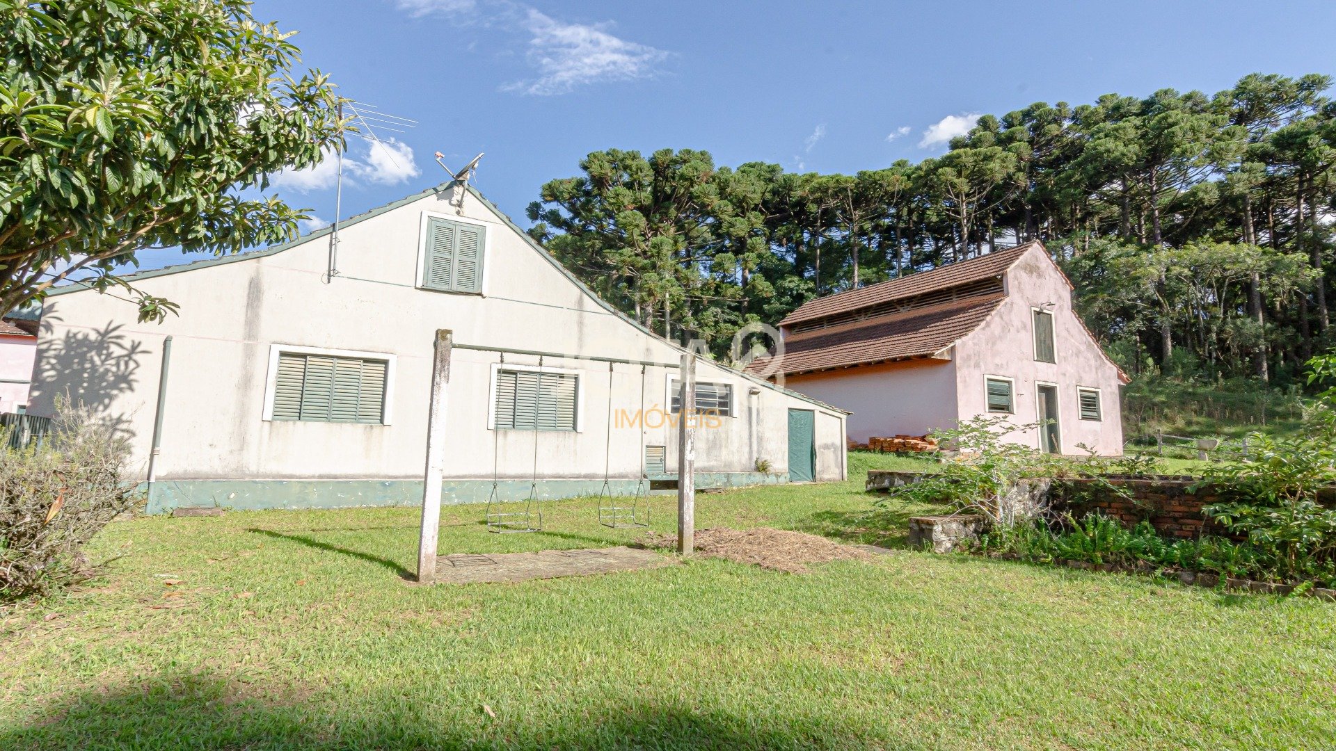 ÁREA EM ÓTIMA LOCALIZAÇÃO