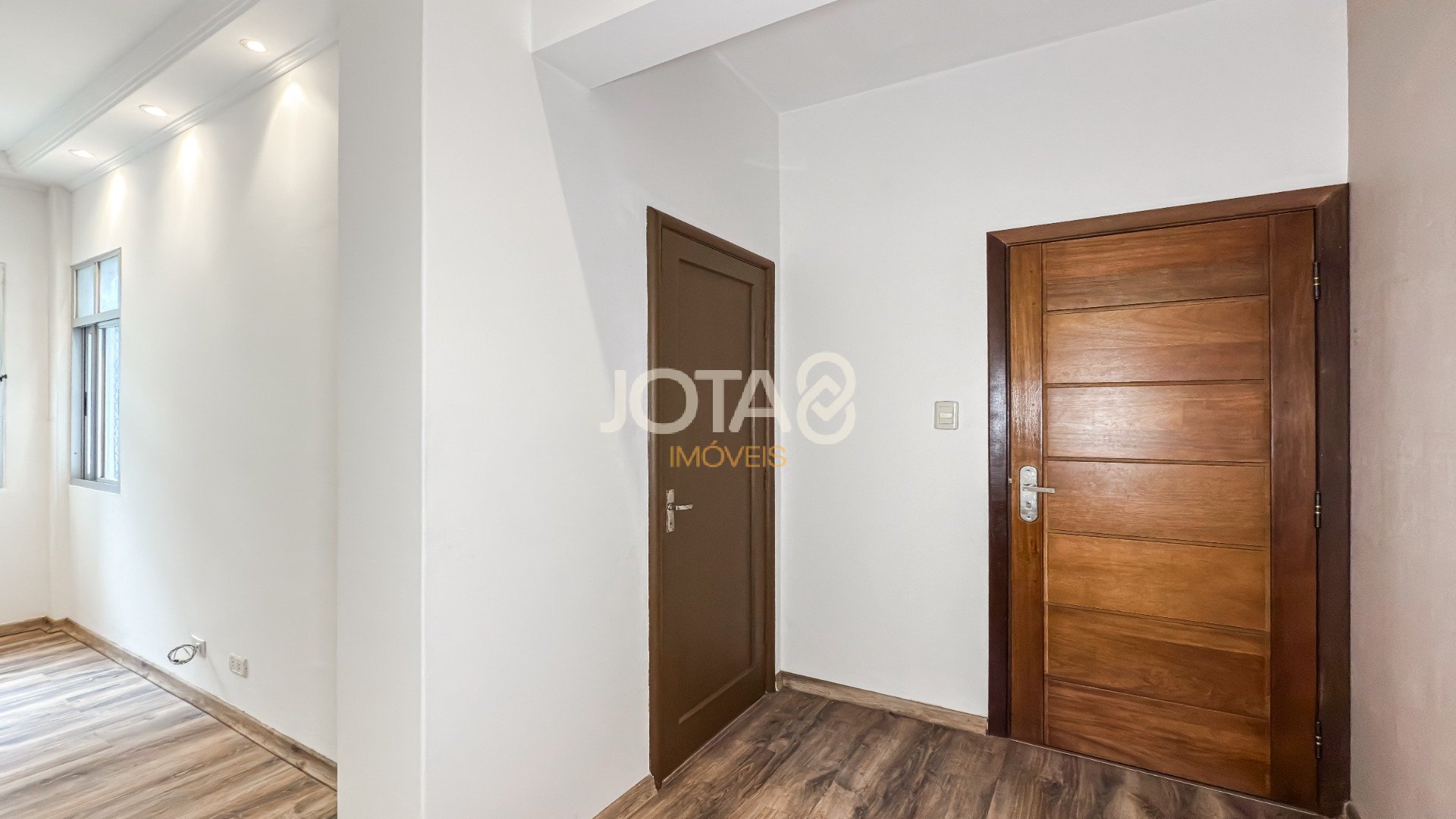 APARTAMENTO COM 3 DORMITÓRIOS NO CENTRO