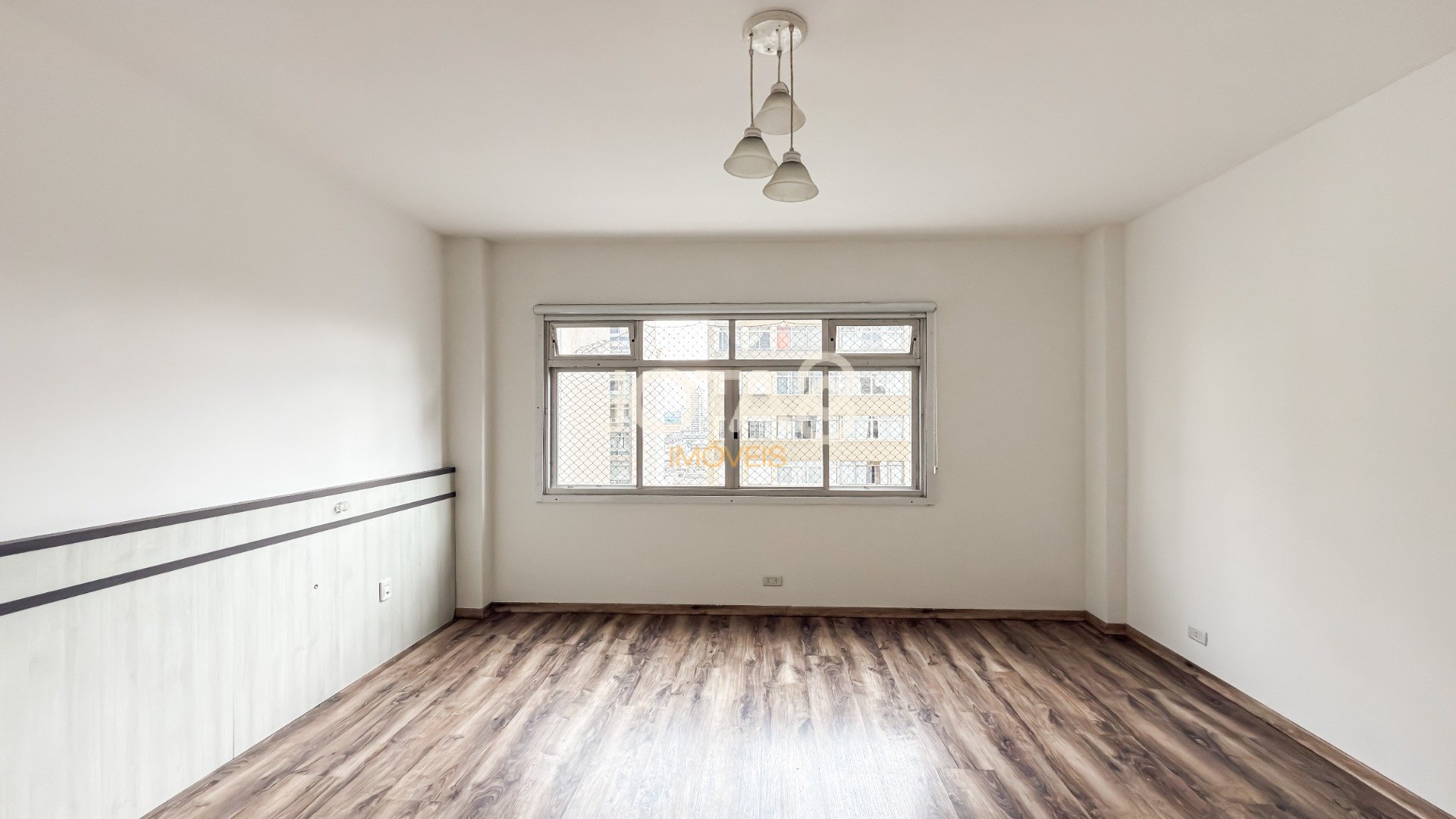 APARTAMENTO COM 3 DORMITÓRIOS NO CENTRO