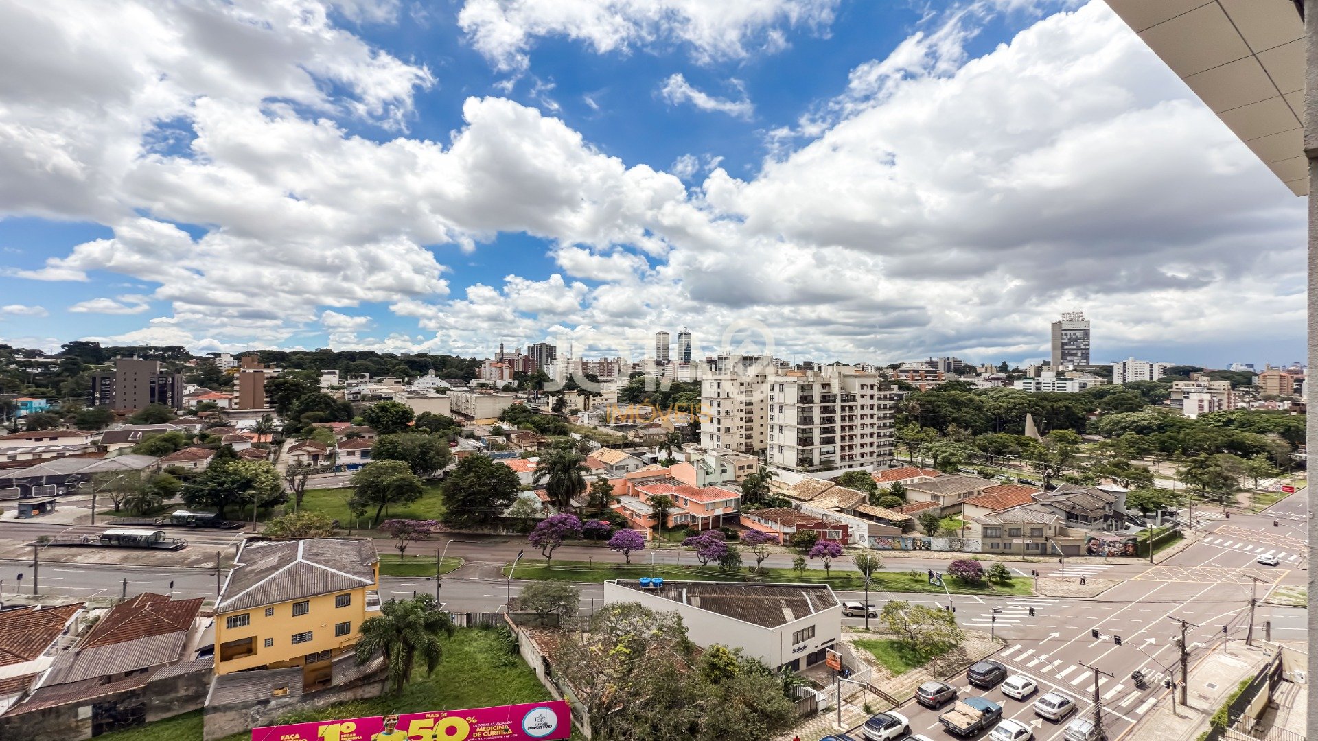 COBERTURA DUPLEX SEMINOVA NO BIGORRILHO COM 3 SUÍTES!