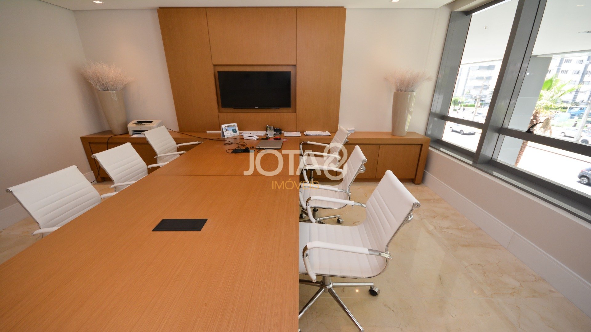 SALA MONTADA NO DOC CASTELO BATEL