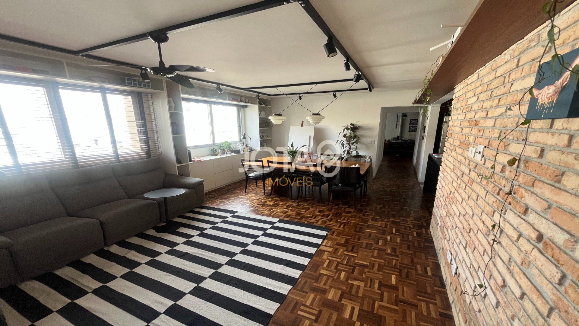 APARTAMENTO EM FRENTE AO SHOPPING CURITIBA