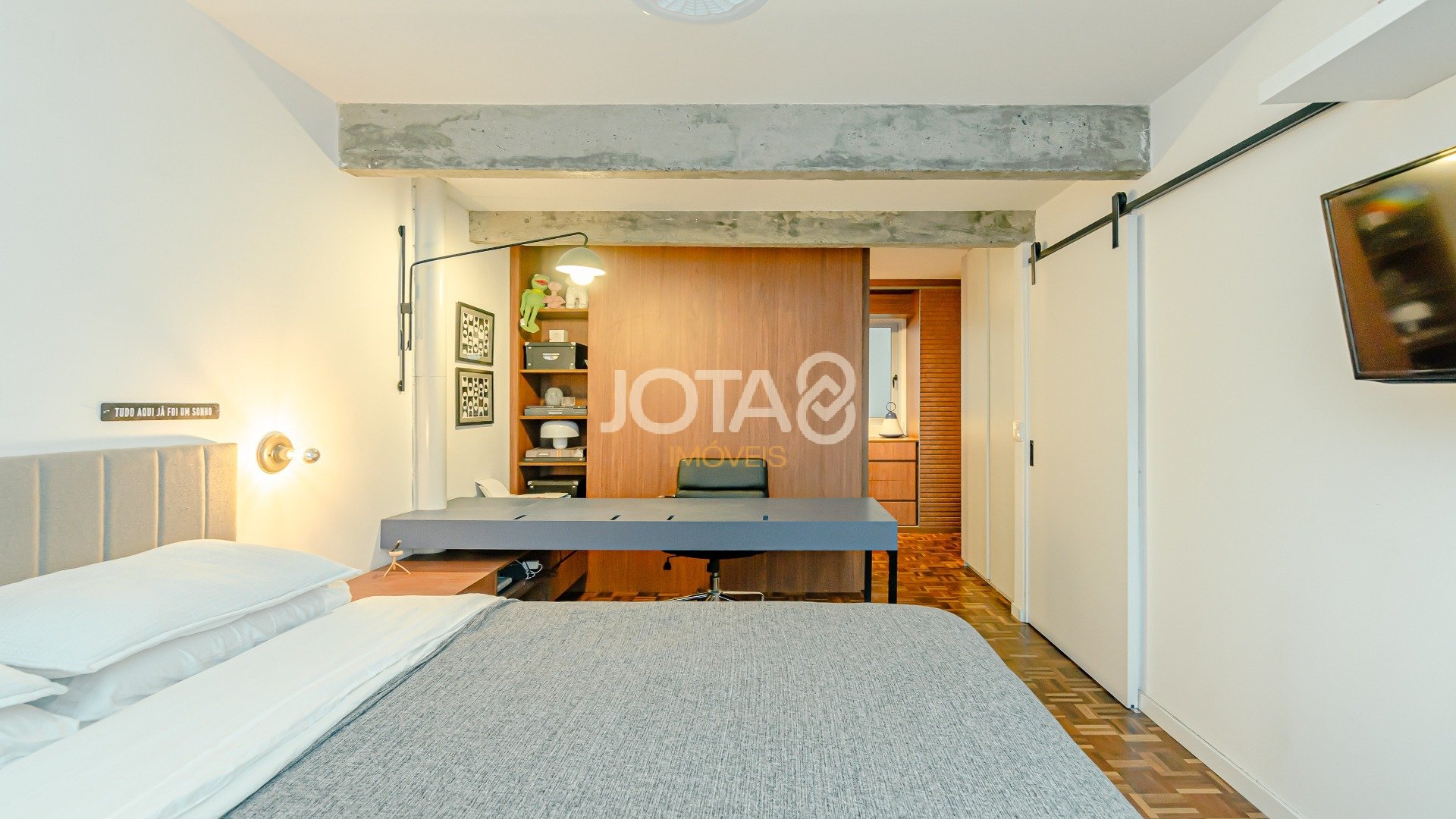APARTAMENTO EM FRENTE AO SHOPPING CURITIBA