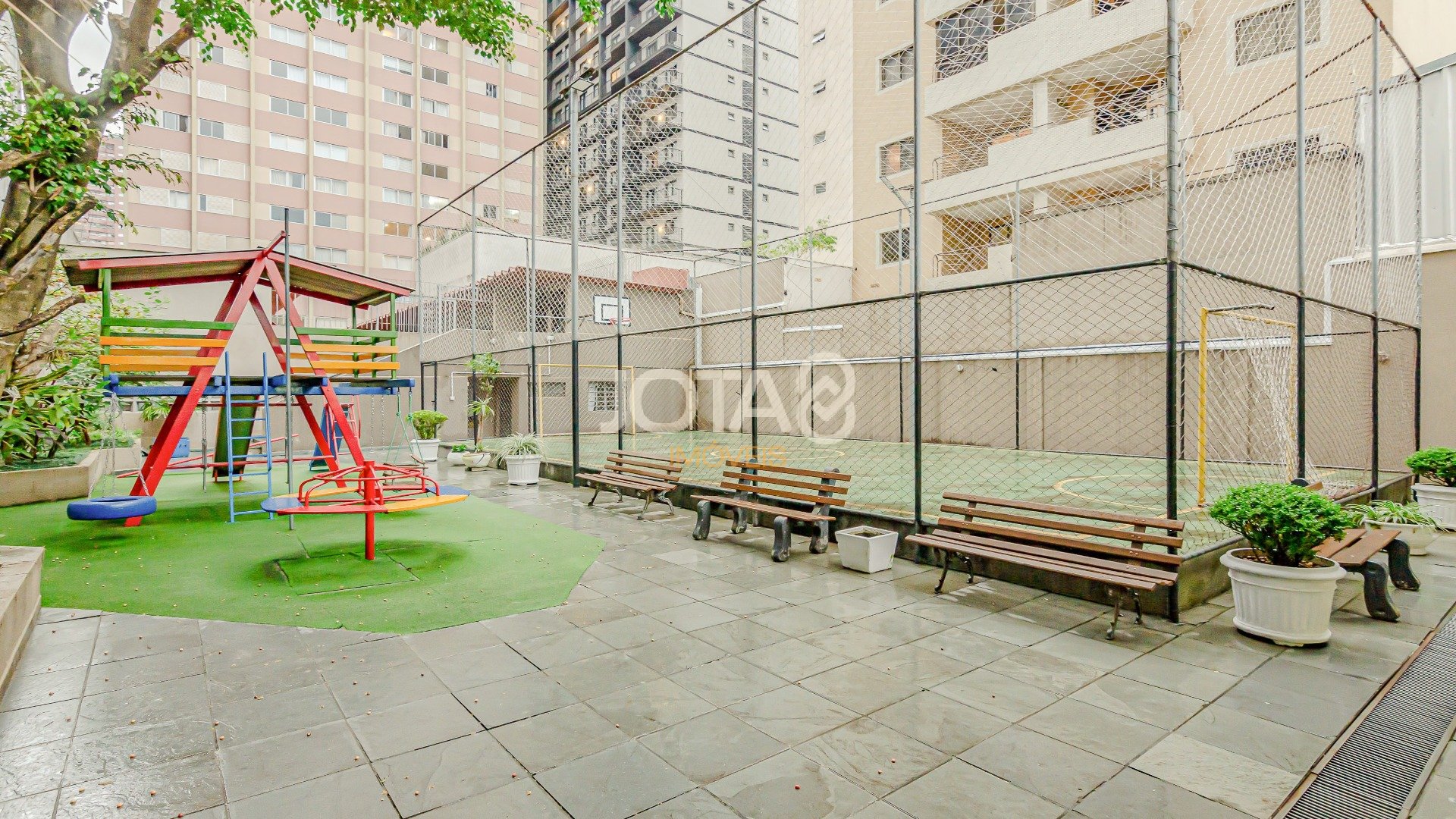 APARTAMENTO EM FRENTE AO SHOPPING CURITIBA
