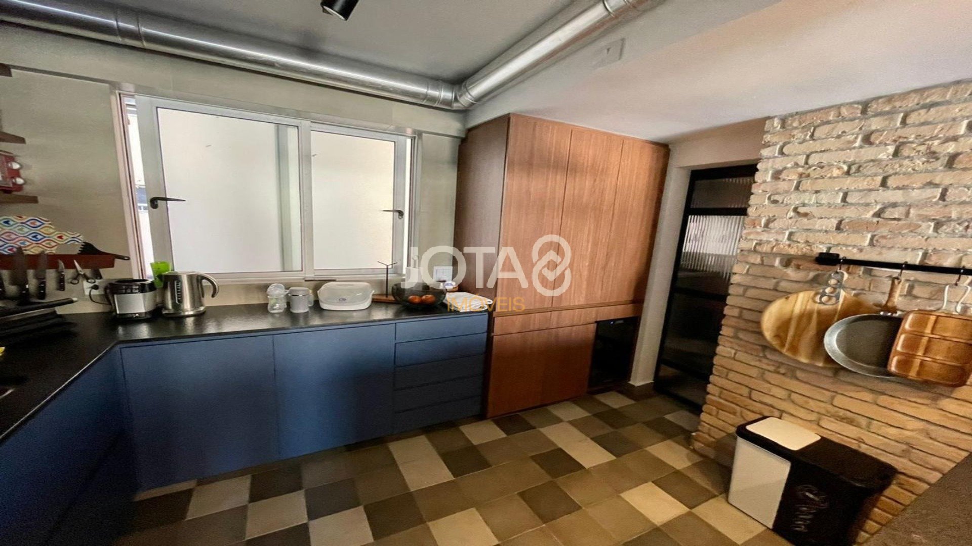 APARTAMENTO EM FRENTE AO SHOPPING CURITIBA