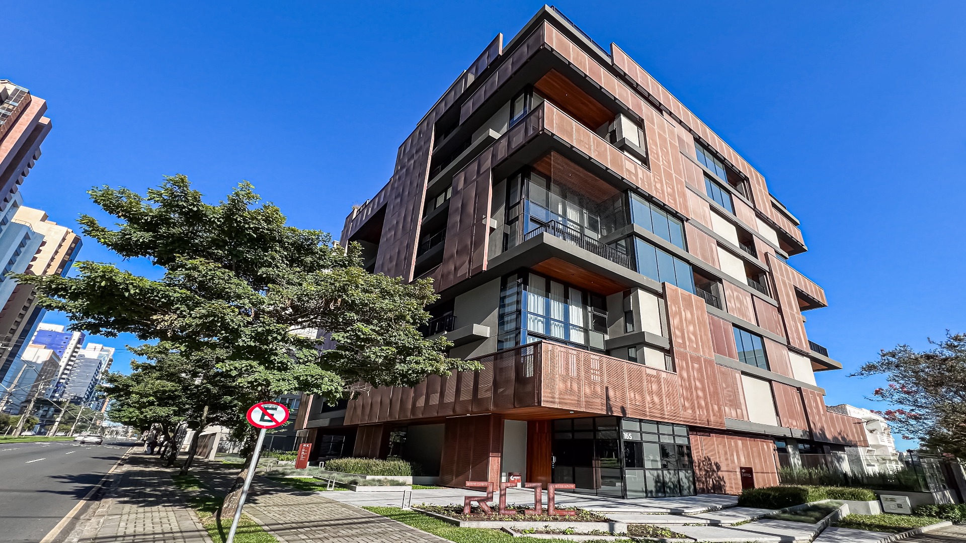 ROC RESIDENCE - A SOFISTICAÇÃO ESTÁ NOS DETALHES!