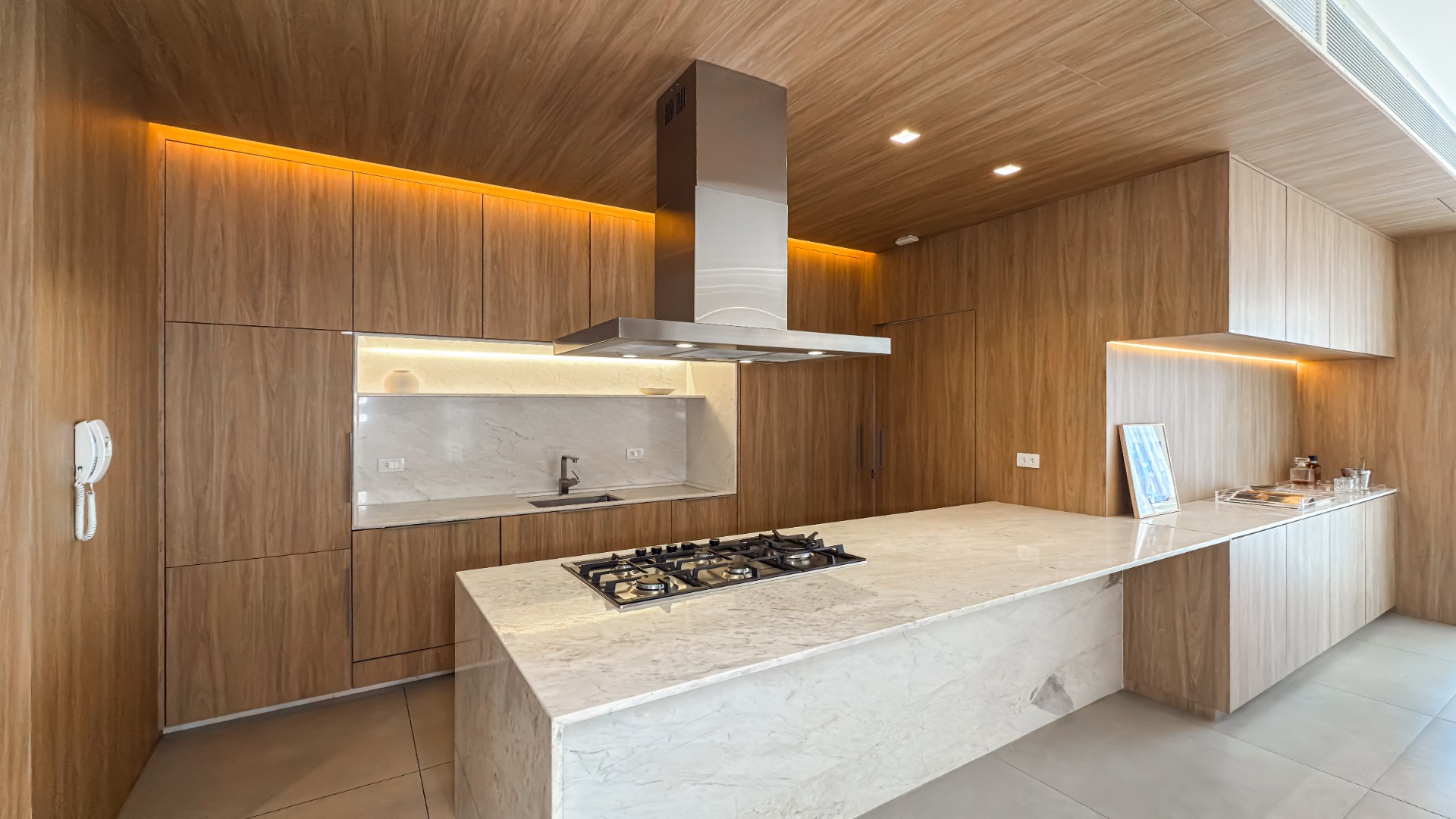 ROC RESIDENCE - A SOFISTICAÇÃO ESTÁ NOS DETALHES!
