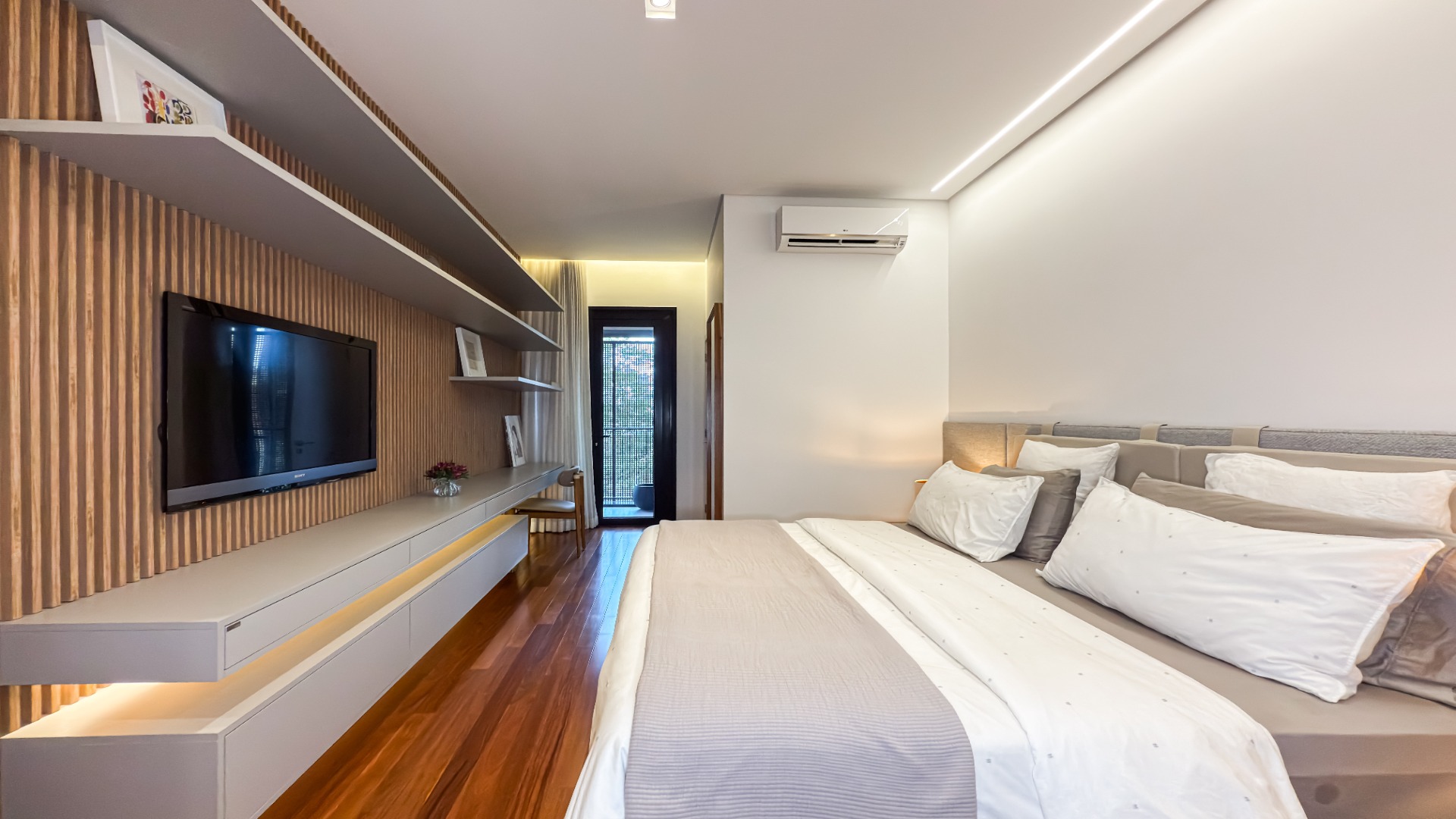 ROC RESIDENCE - A SOFISTICAÇÃO ESTÁ NOS DETALHES!