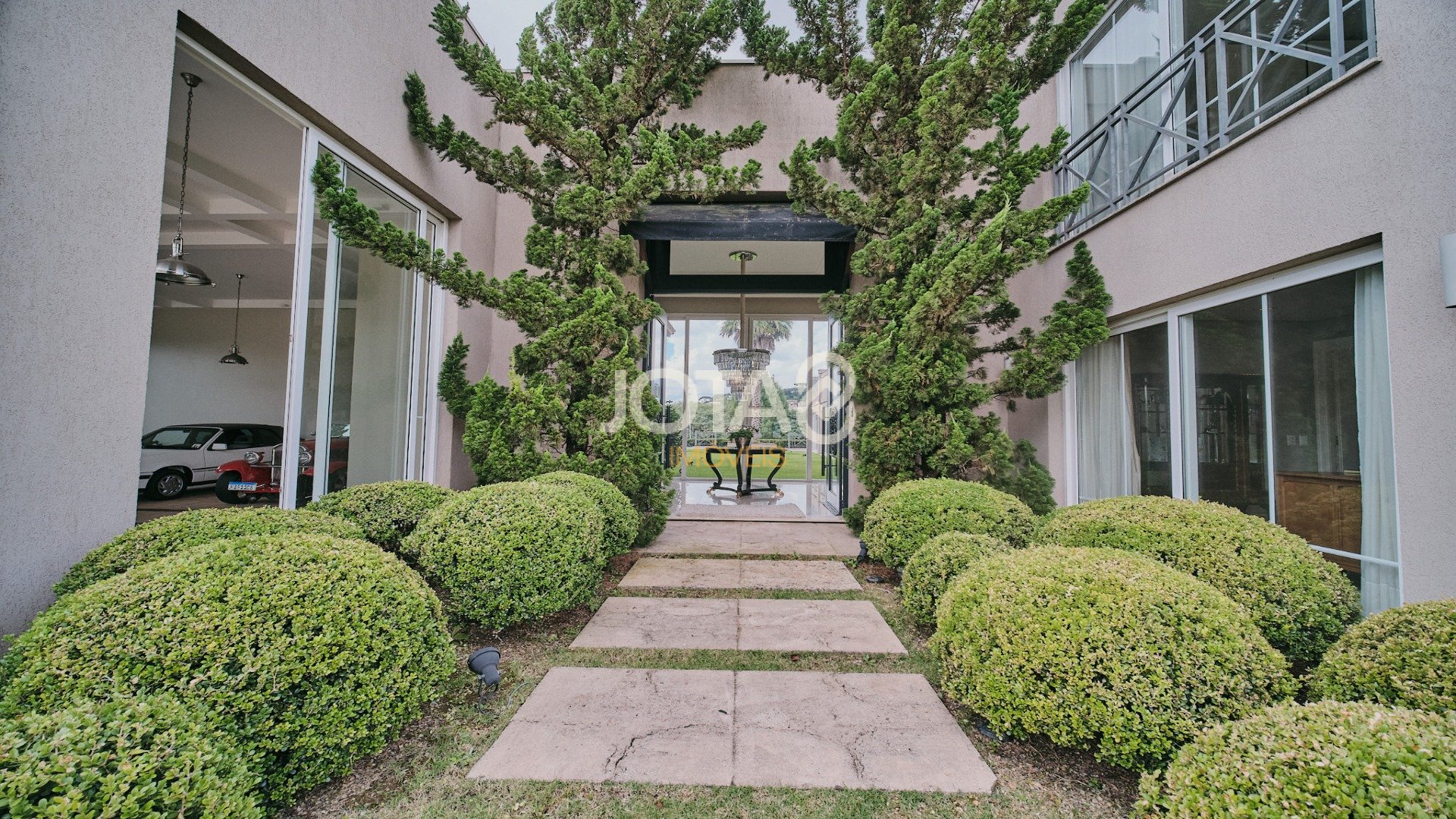 MAJESTOSA CASA NO ALPHAVILLE GRACIOSA ARAUCÁRIA