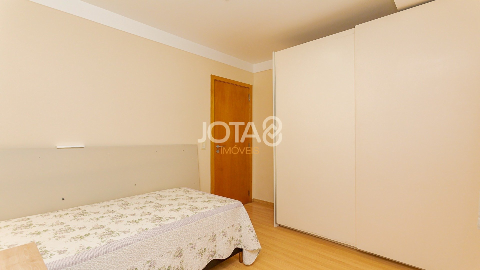 APARTAMENTO 3 QUARTOS ANDAR ALTO COM VISTA LINDA NO ECOVILLE