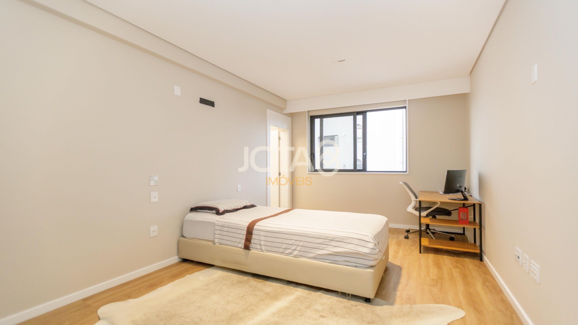 APARTAMENTO ESPETACULAR COM 3 SUITES NO CABRAL