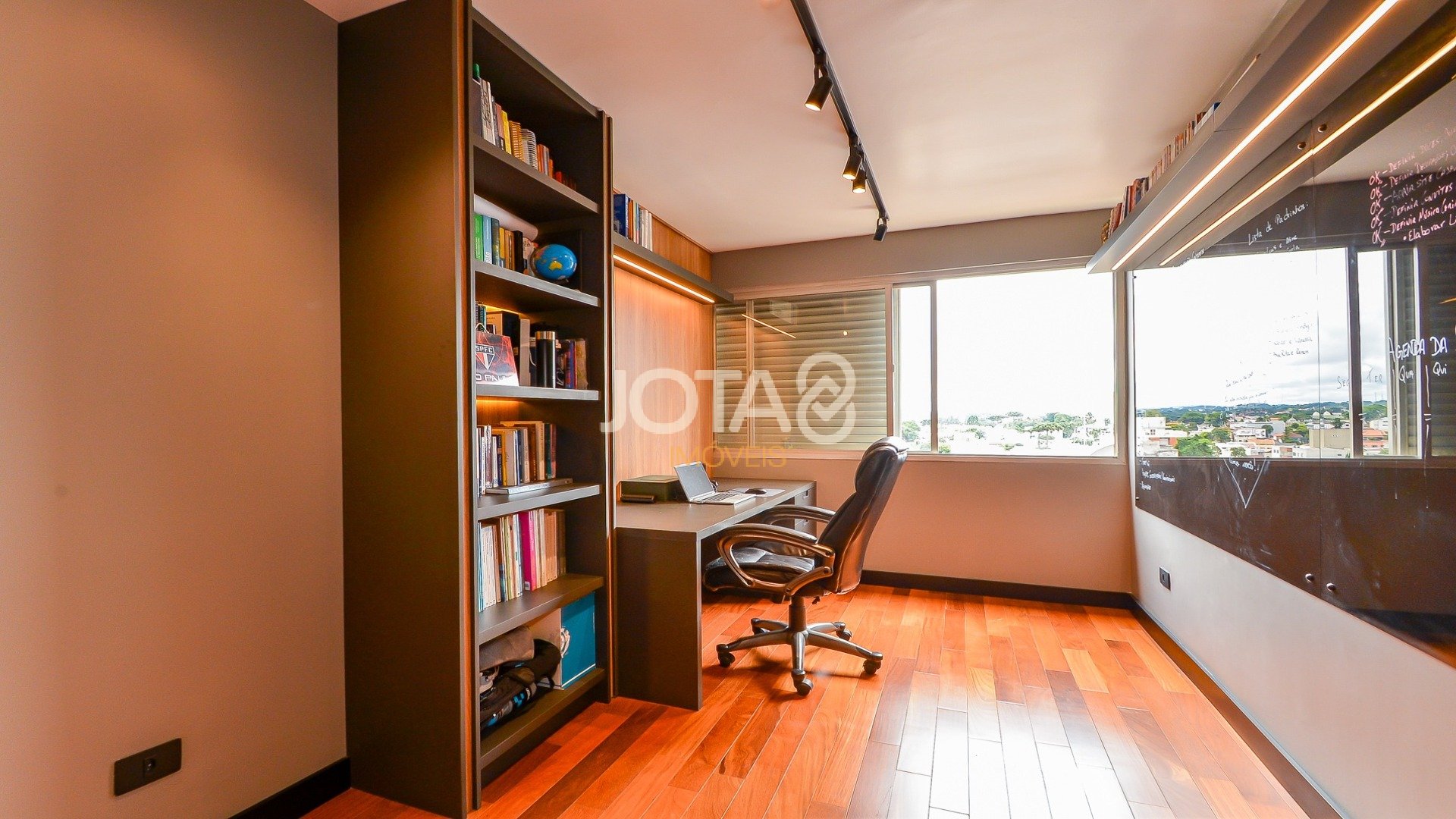 COBERTURA DUPLEX 3 QUARTOS NO SÃO FRANCISCO