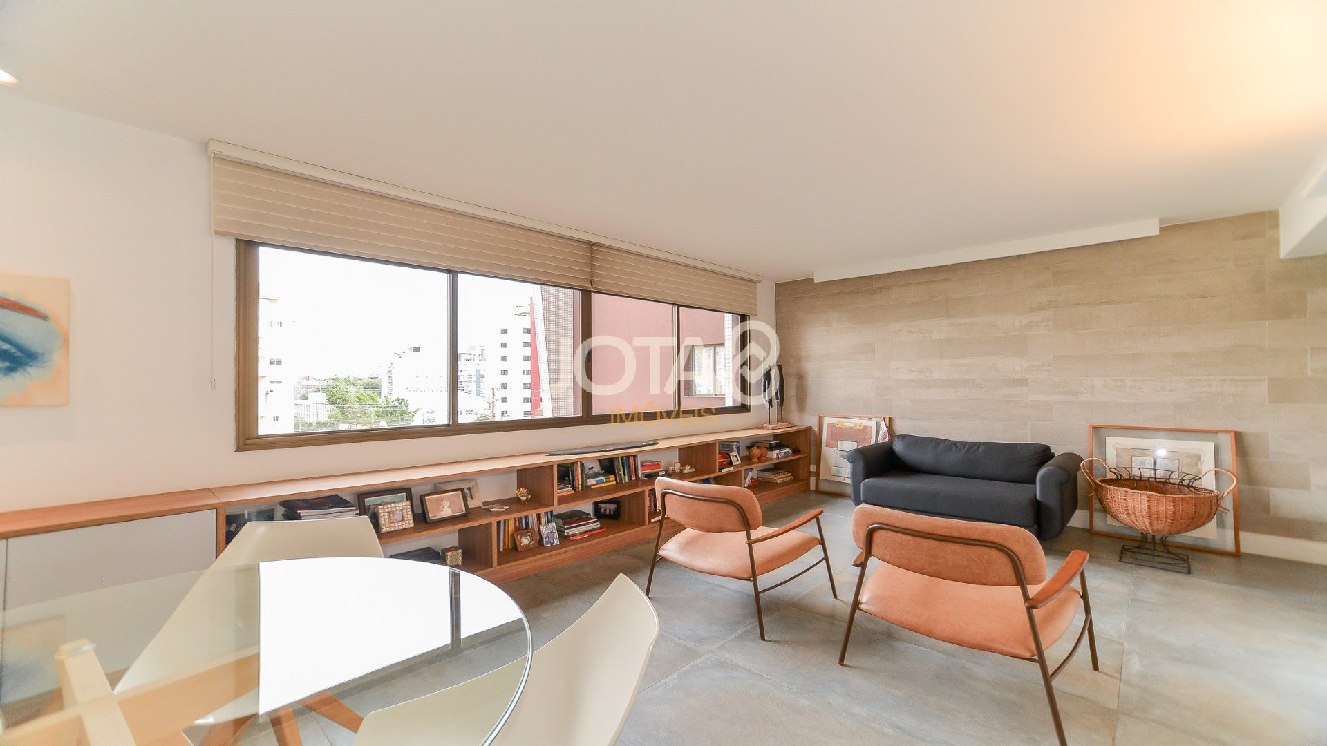 APARTAMENTO REFORMADO NO AHÚ