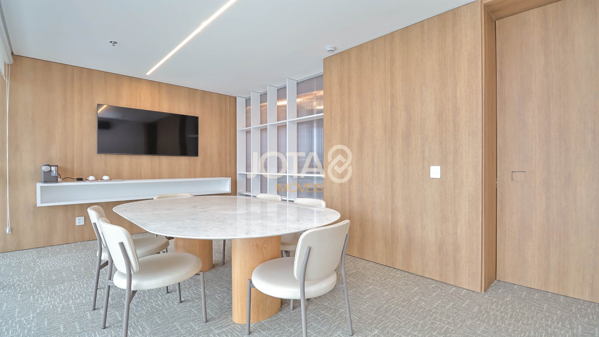 SALA COMERCIAL MOBILIADA NO MAI WORK!