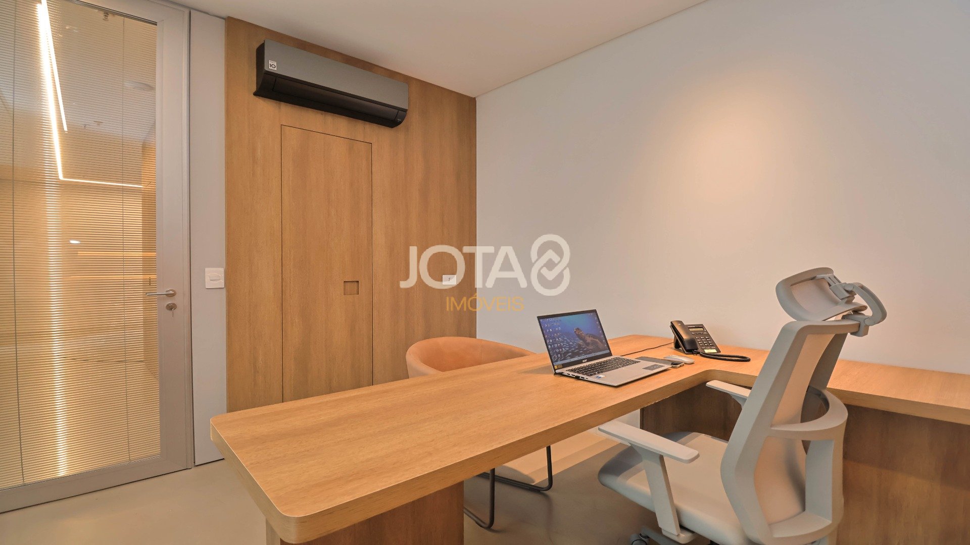 MODERNIDADE E SOFISTICAÇÃO PARA O SEU ESCRITÓRIO