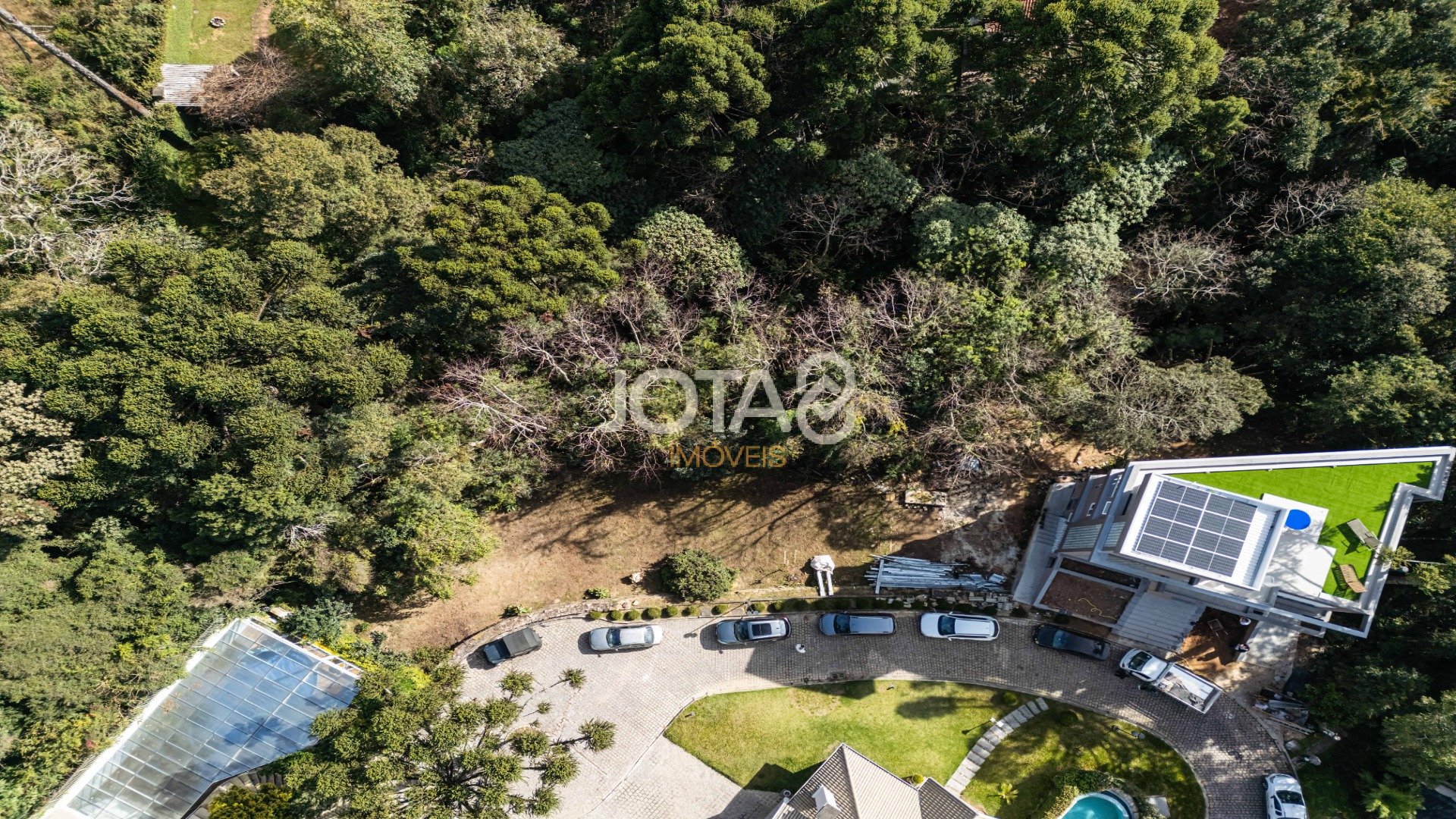 TERRENO EXCLUSIVO EM CONDOMÍNIO FECHADO - PRÓXIMO AO PARQUE BARIGUI