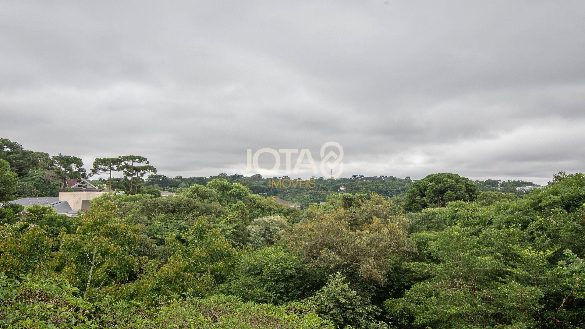 TERRENO EXCLUSIVO EM CONDOMÍNIO FECHADO - PRÓXIMO AO PARQUE BARIGUI