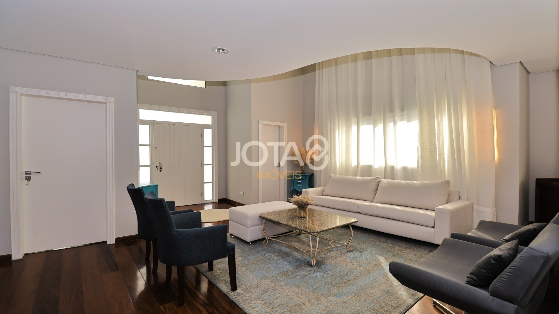 CASA 4 SUITES EM FRENTE AO PARQUE BARIGUI