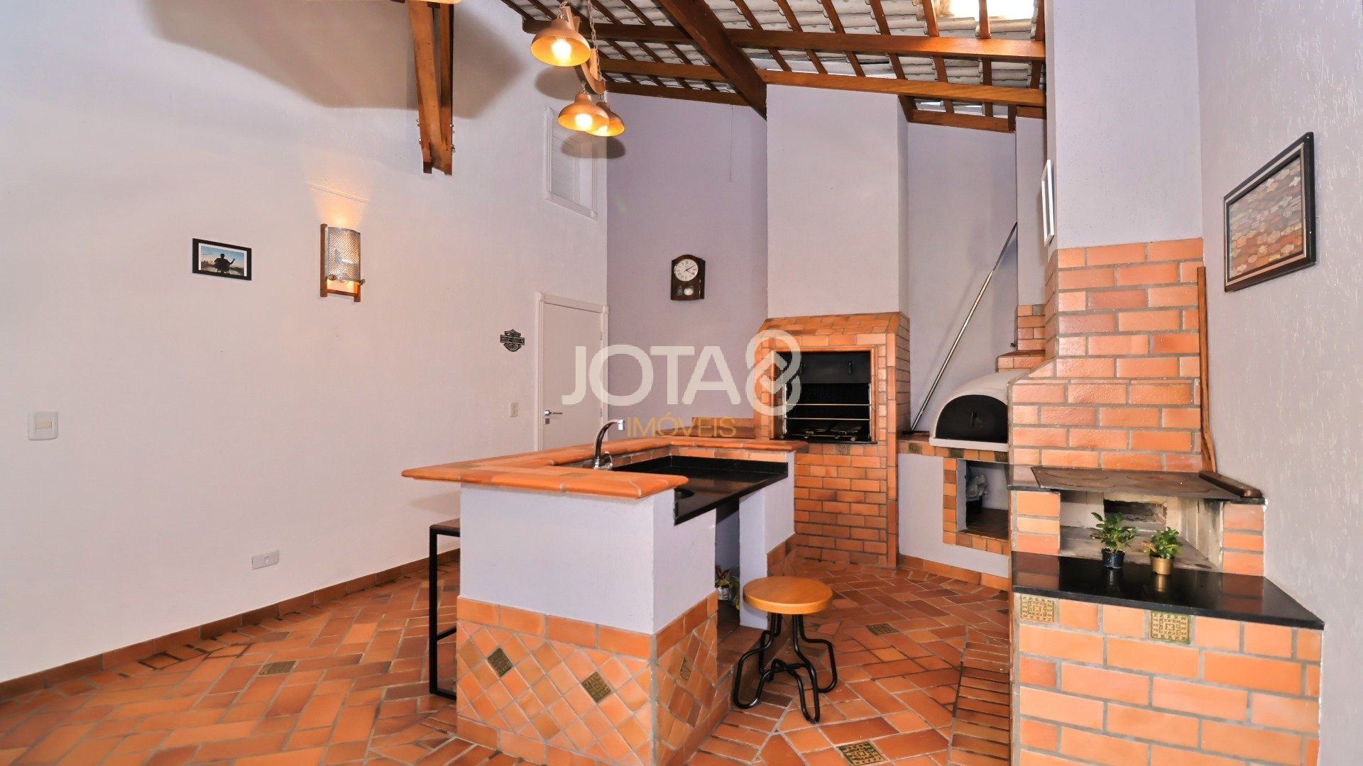 CASA 4 SUITES EM FRENTE AO PARQUE BARIGUI