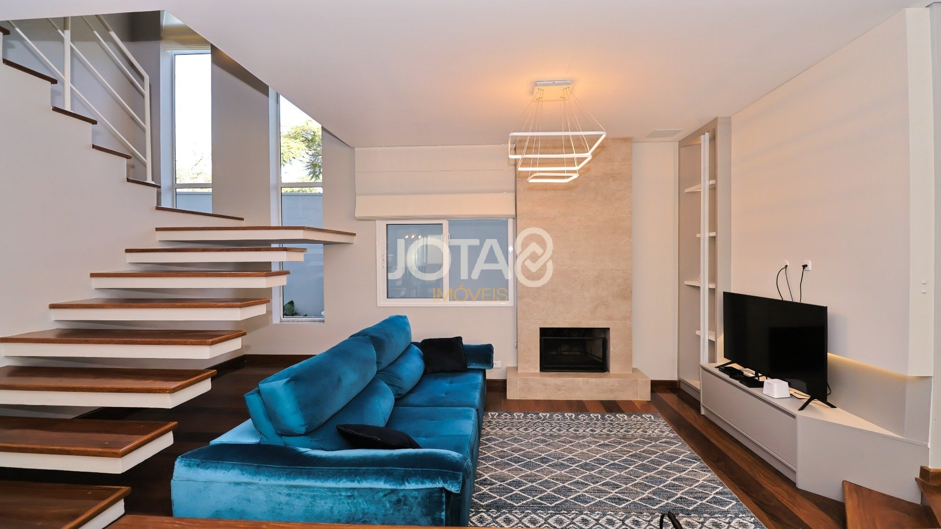 CASA 4 SUITES EM FRENTE AO PARQUE BARIGUI