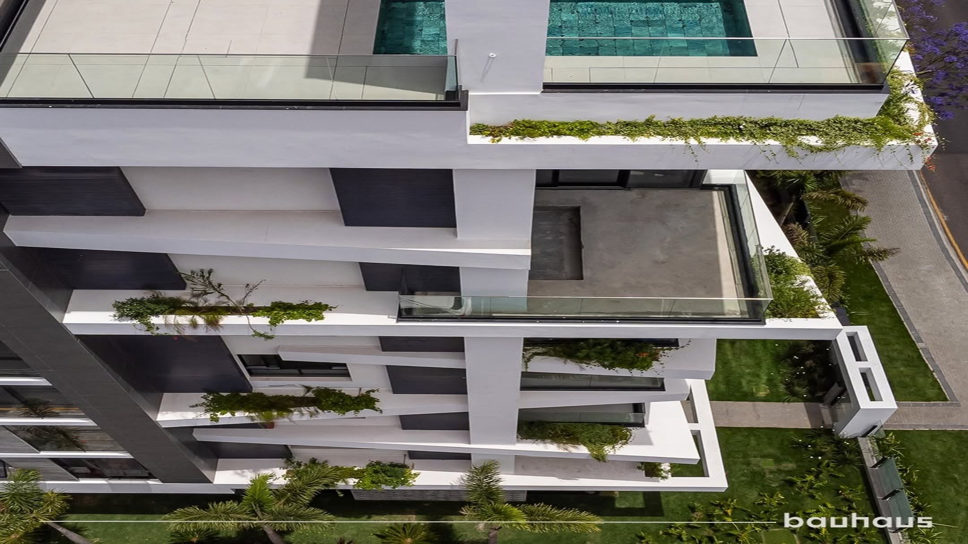 COBERTURA DUPLEX NOVA ENTREGUE 4 SUÍTES 4 VAGAS BAIRRO BATEL SEMINÁRIO