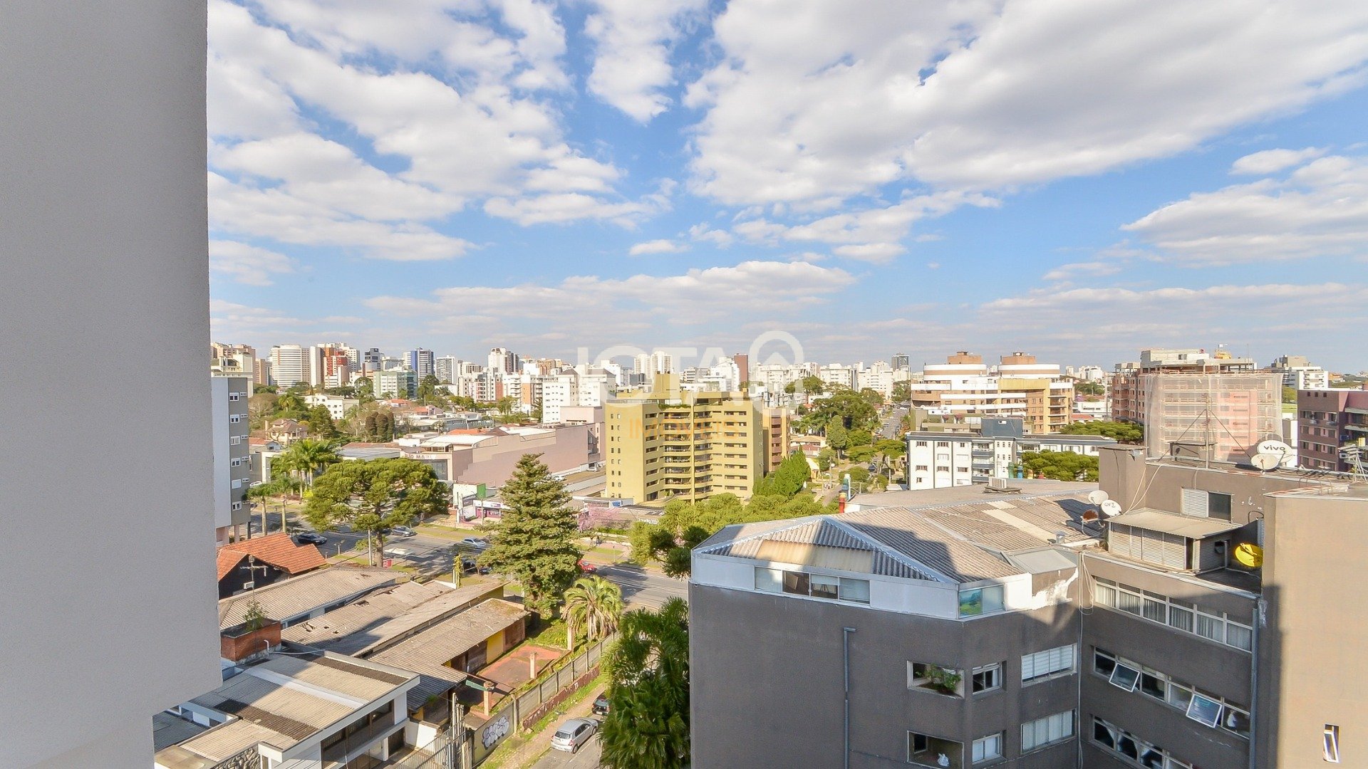 APARTAMENTO DUPLEX NOVO 4 SUÍTES 5 VAGAS BATEL