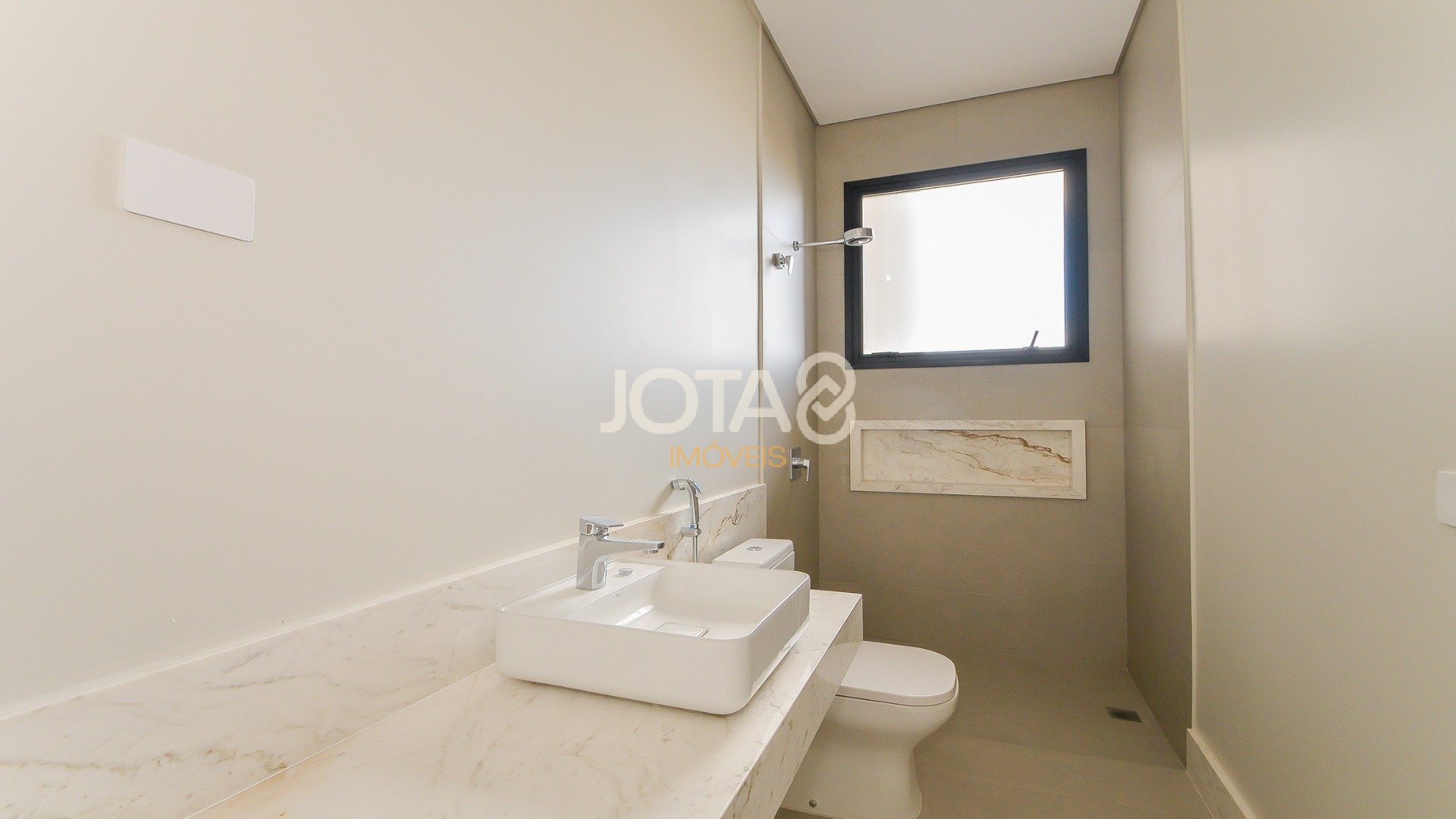 APARTAMENTO DUPLEX NOVO 4 SUÍTES 5 VAGAS BATEL