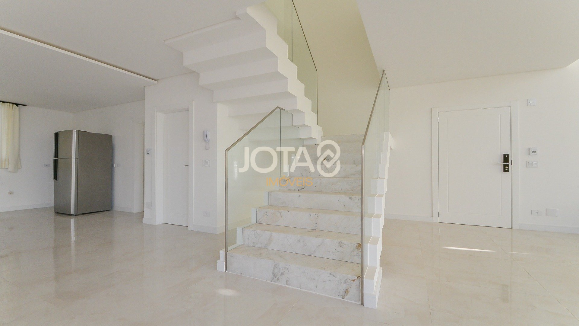 APARTAMENTO DUPLEX NOVO 4 SUÍTES 5 VAGAS BATEL