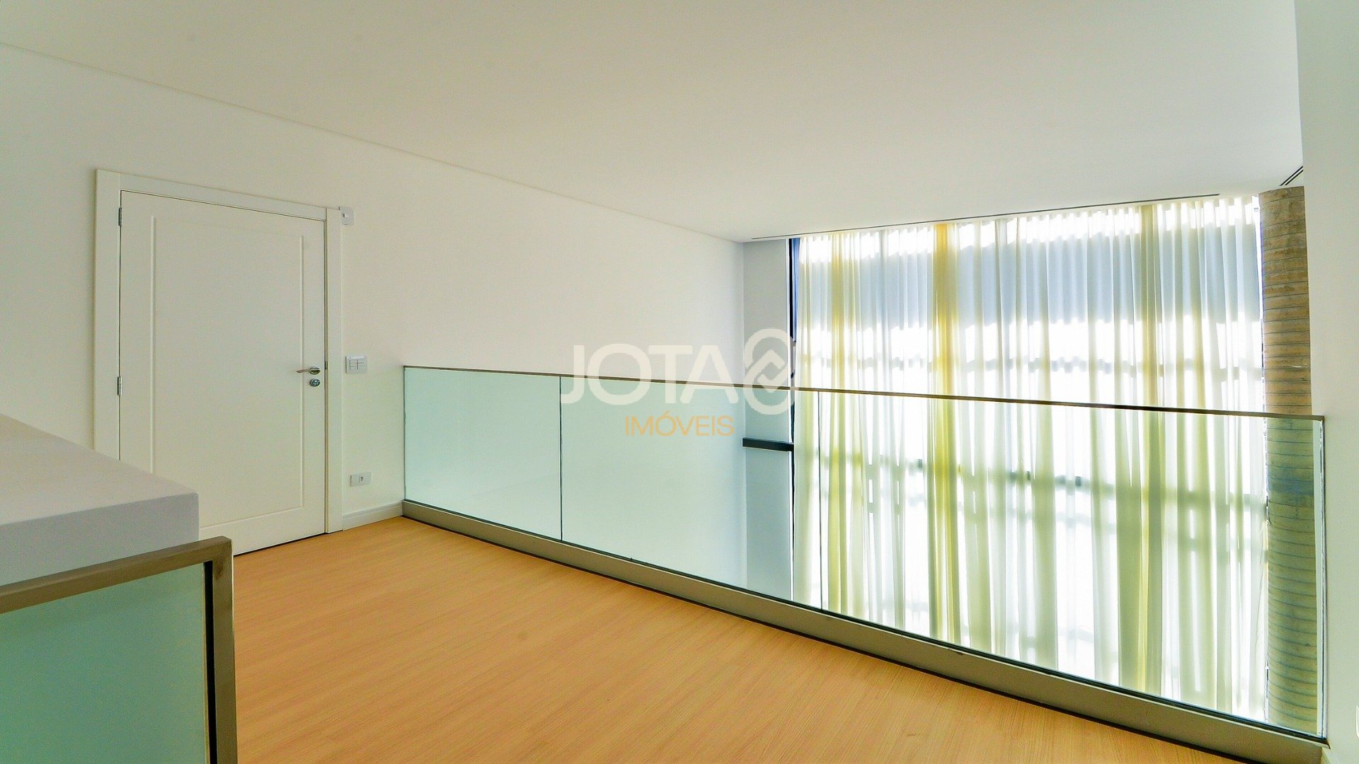 APARTAMENTO DUPLEX NOVO 4 SUÍTES 5 VAGAS BATEL
