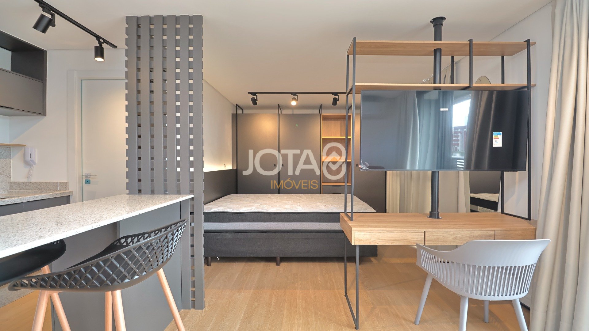 Foto de destaque Studio para alugar em ótima localização no batel