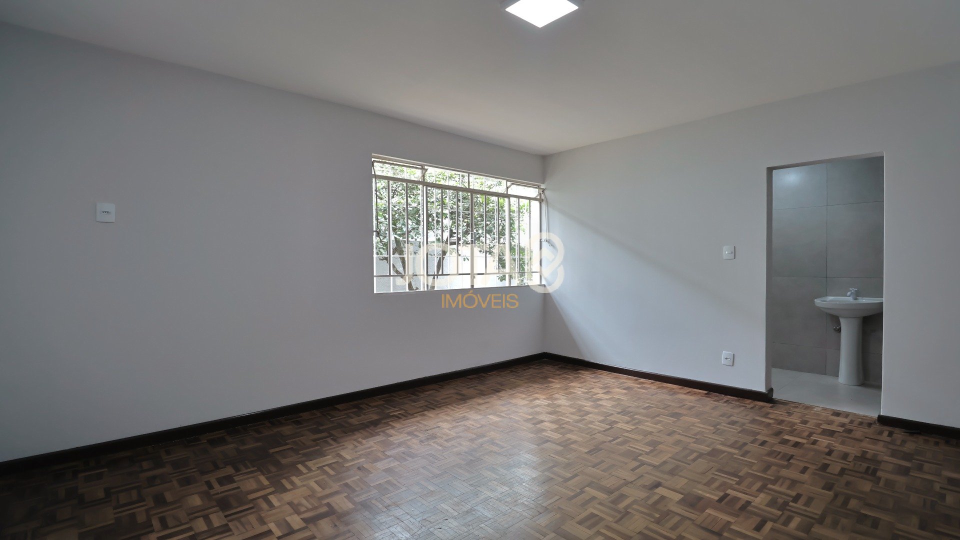 CASA COMERCIAL PARA ALUGAR NO ORLEANS