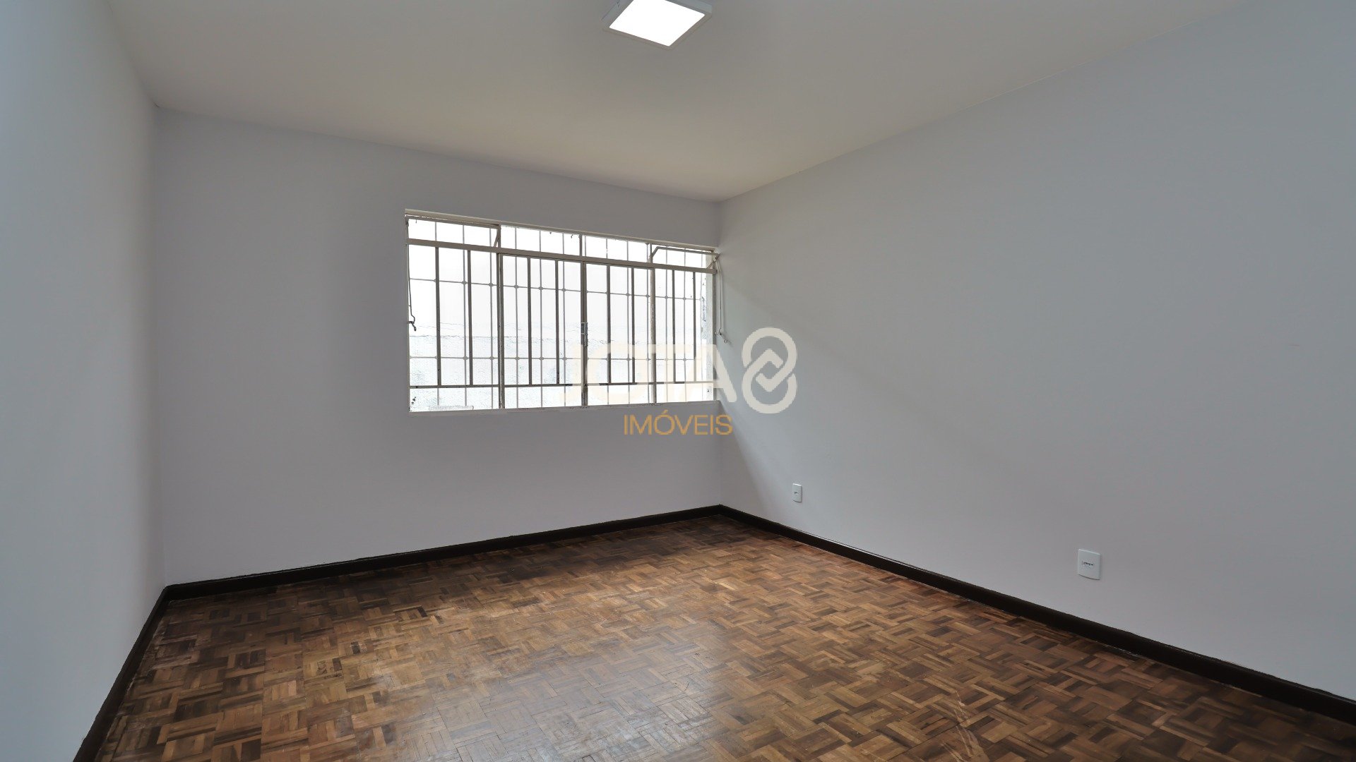 CASA COMERCIAL PARA ALUGAR NO ORLEANS