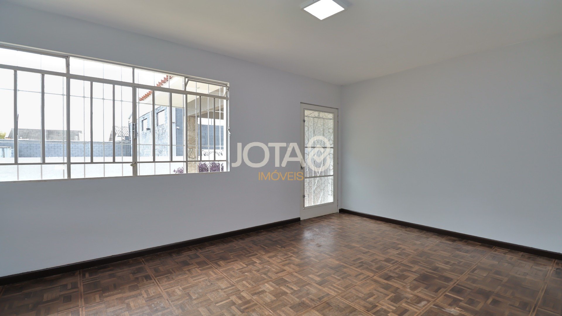 CASA COMERCIAL PARA ALUGAR NO ORLEANS