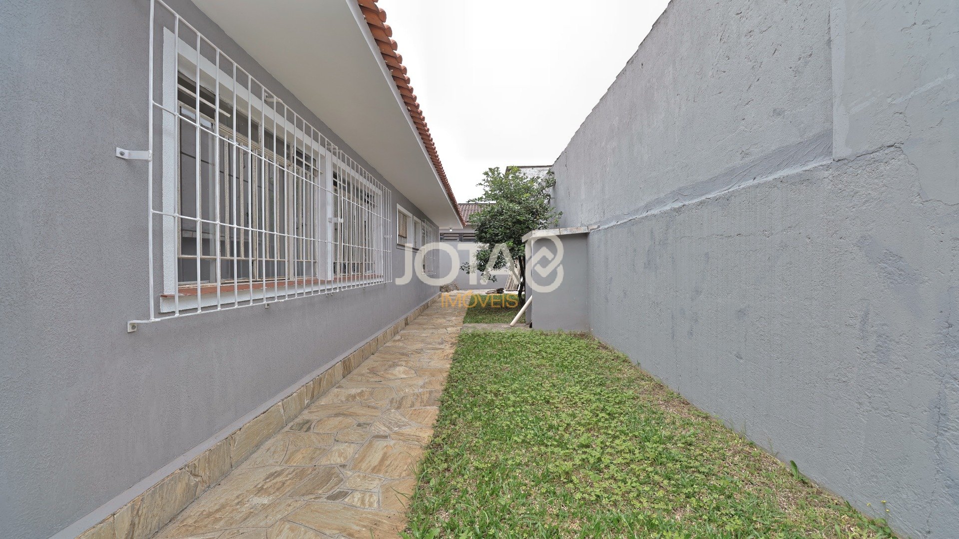 CASA COMERCIAL PARA ALUGAR NO ORLEANS